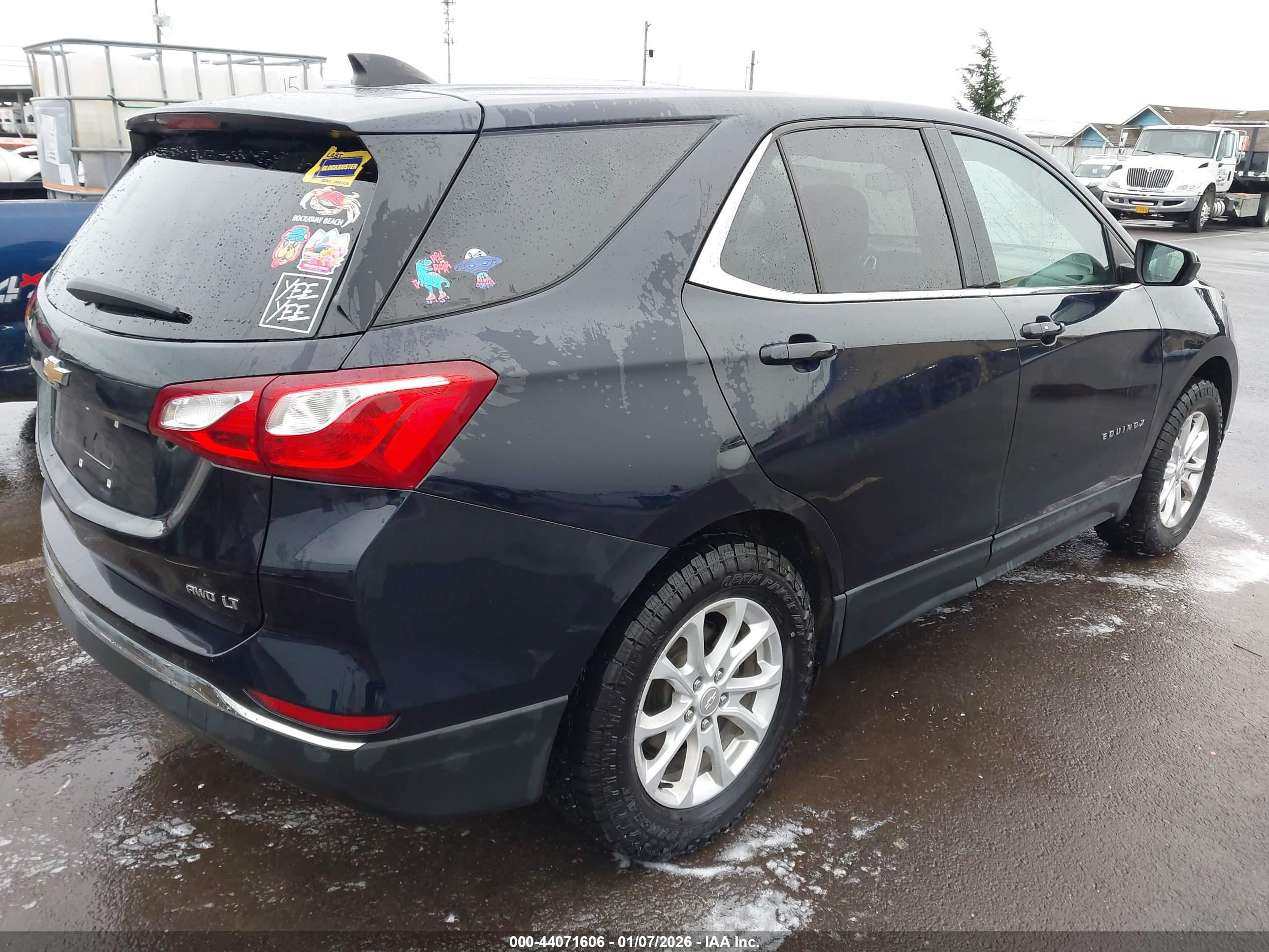 CHEVROLET EQUINOX image 4