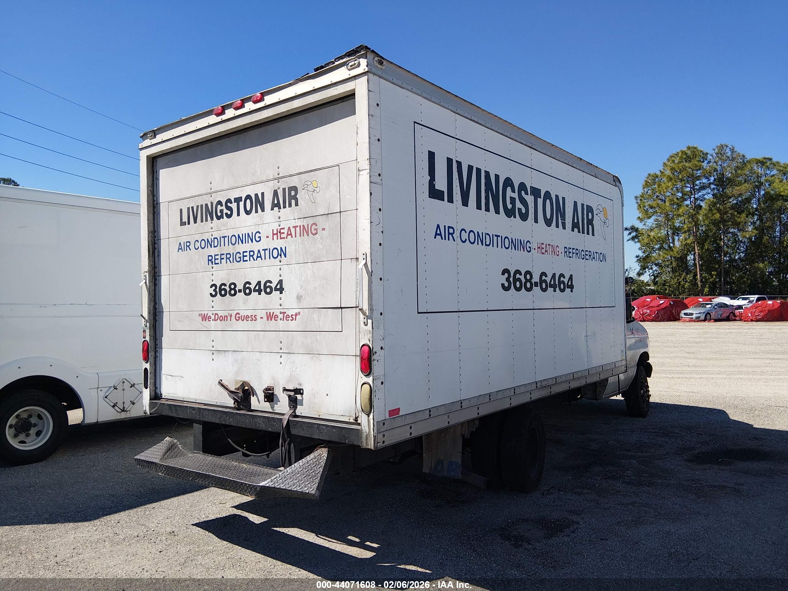 FORD E-350 image 4