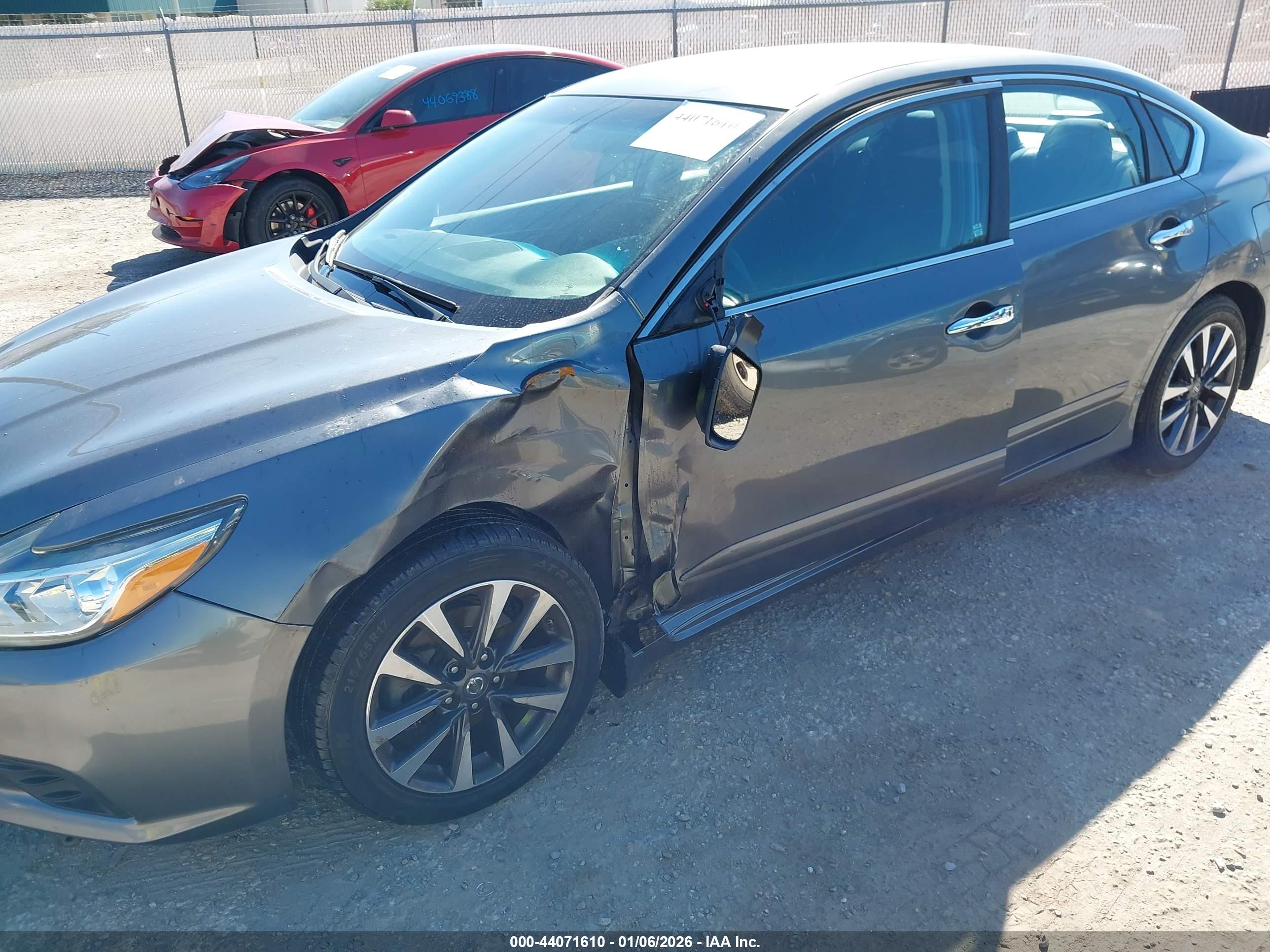 NISSAN ALTIMA image 6