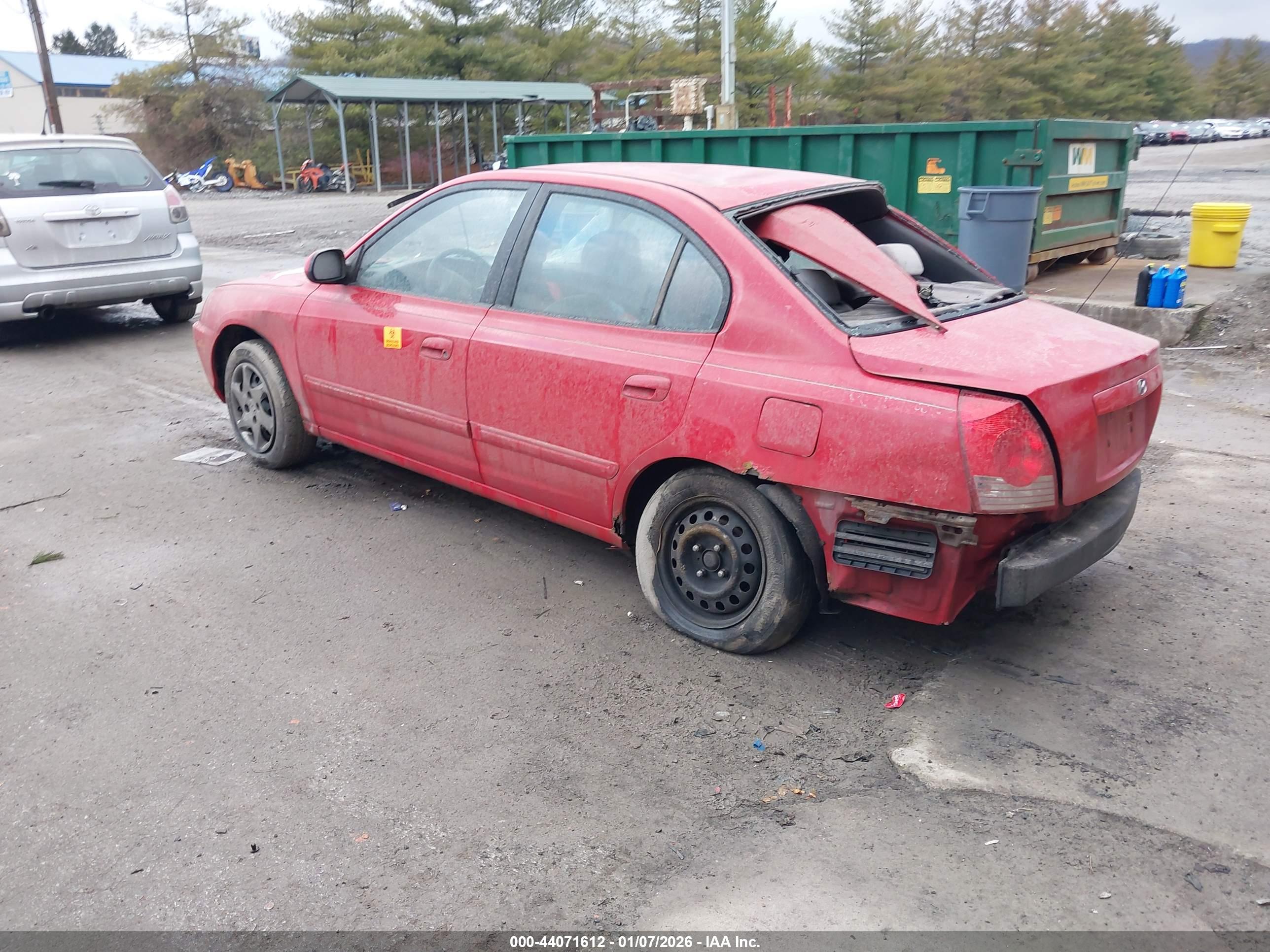 HYUNDAI ELANTRA image 3