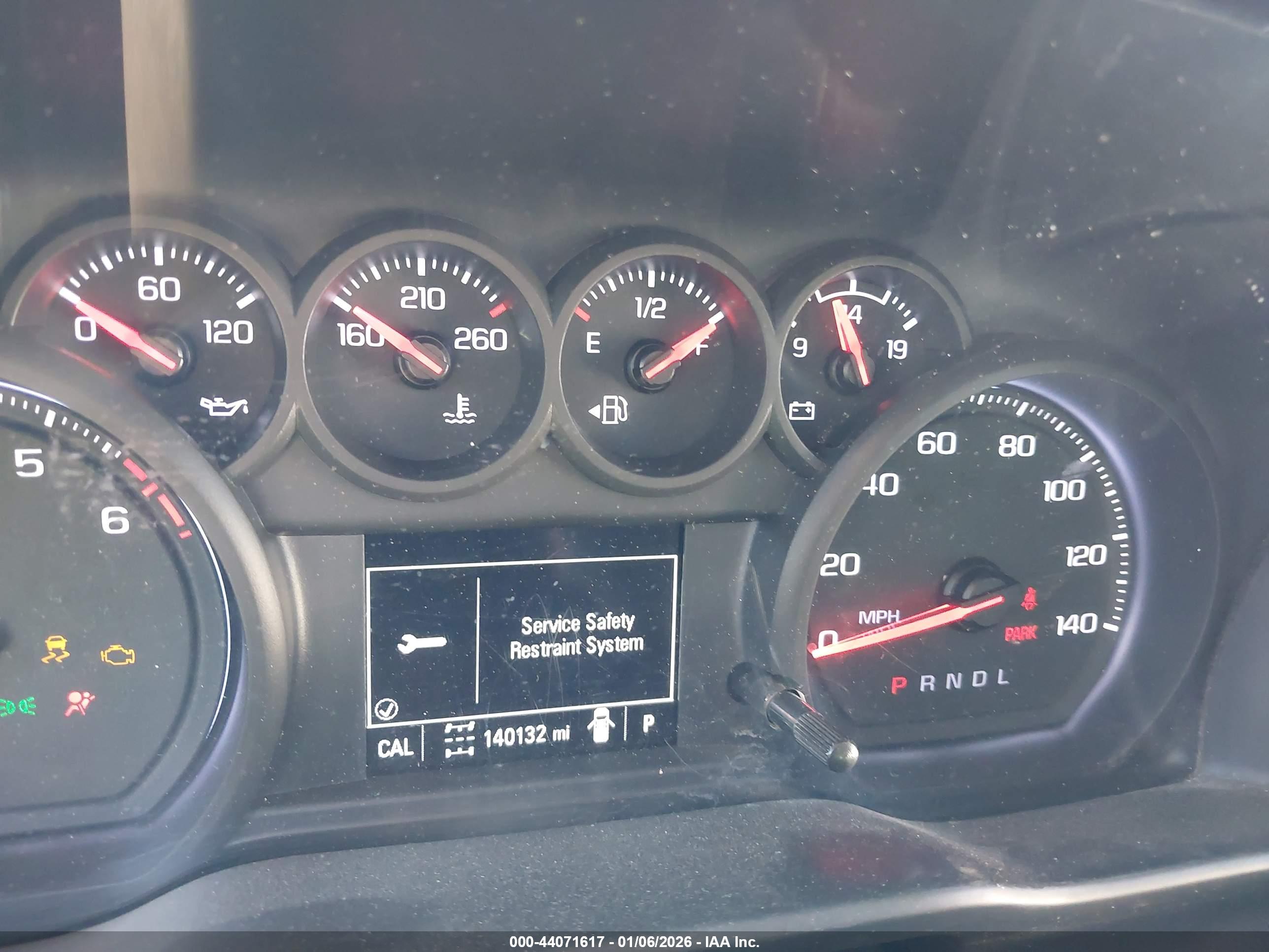 CHEVROLET SILVERADO image 7