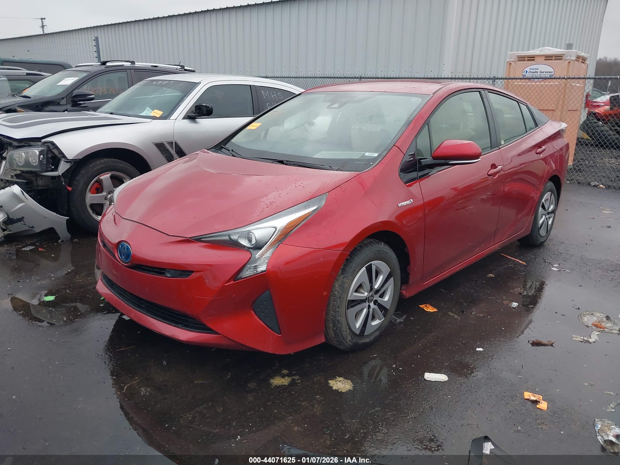 TOYOTA PRIUS image 2
