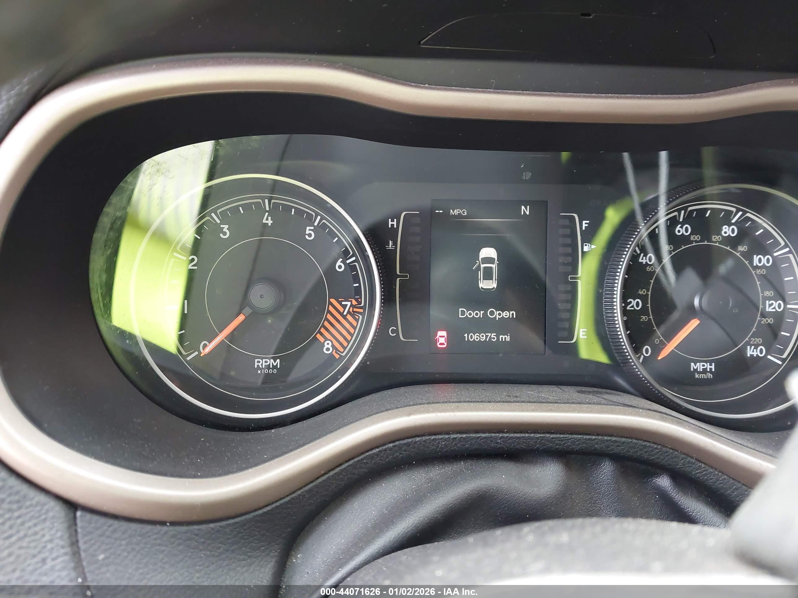 JEEP CHEROKEE image 7