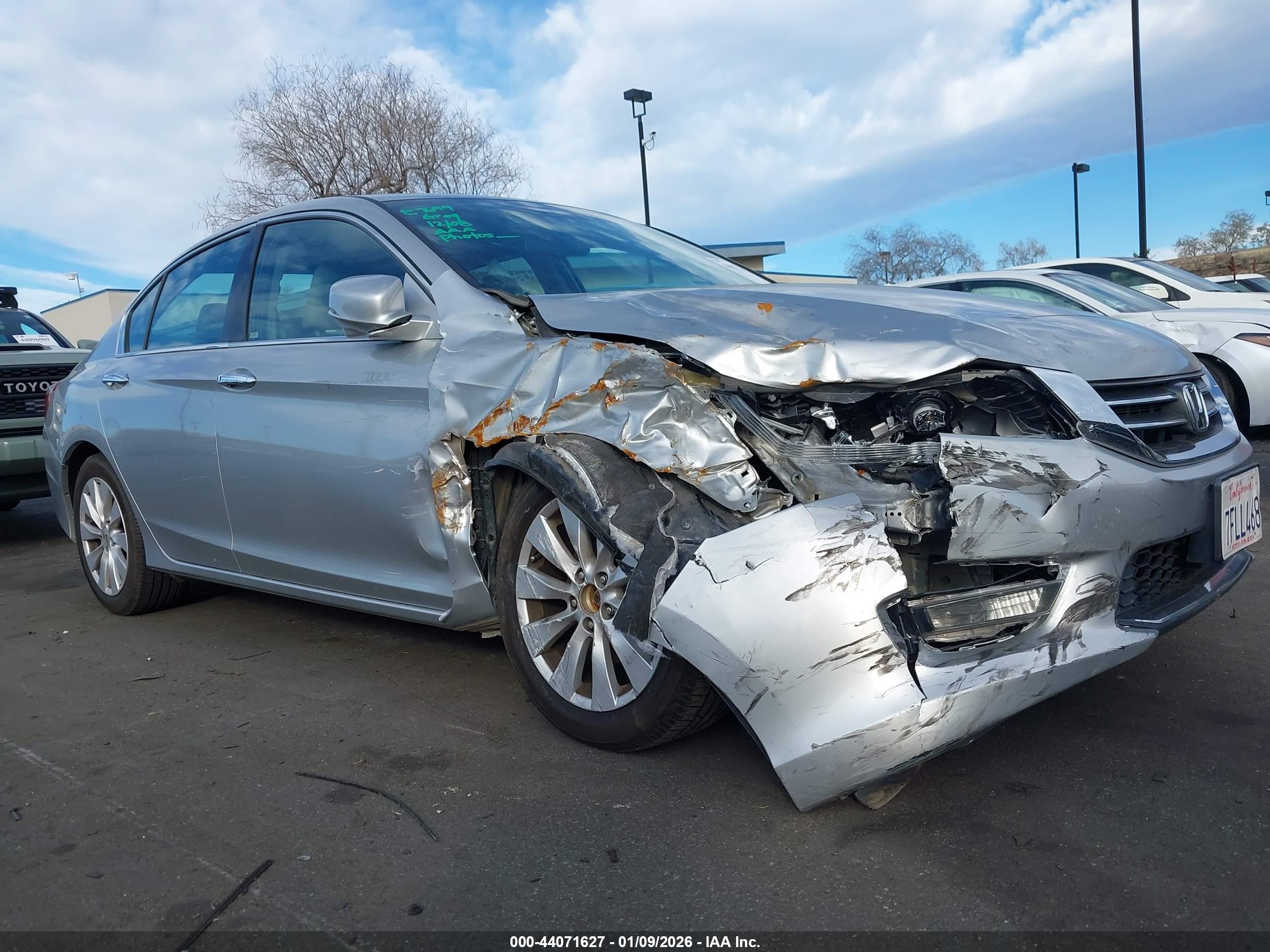 HONDA ACCORD image 6