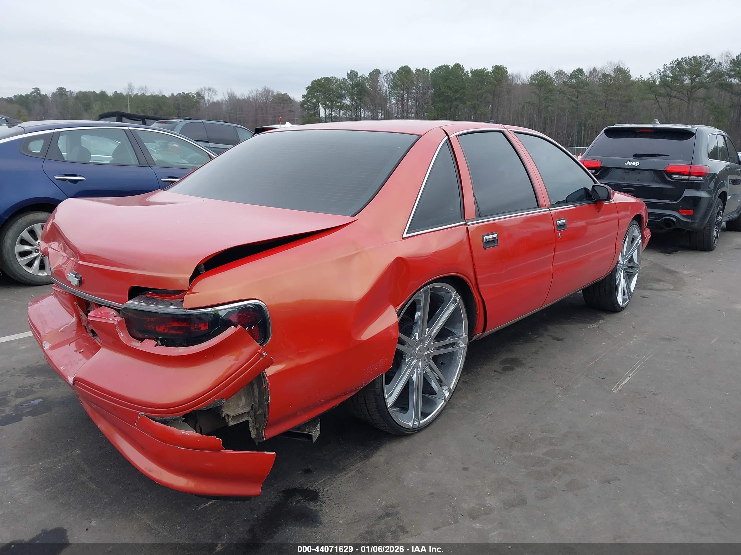 CHEVROLET CAPRICE image 4