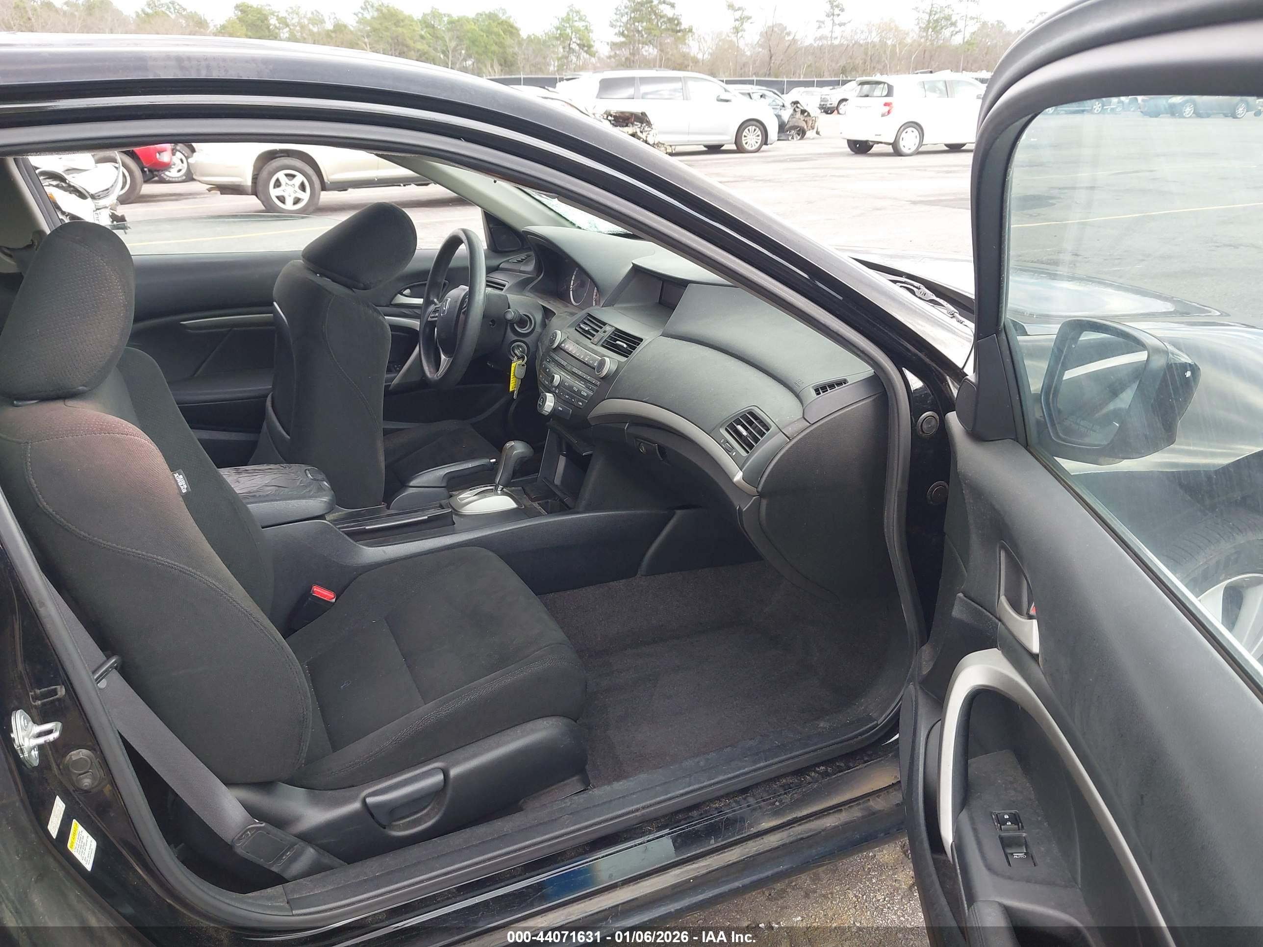 HONDA ACCORD image 5