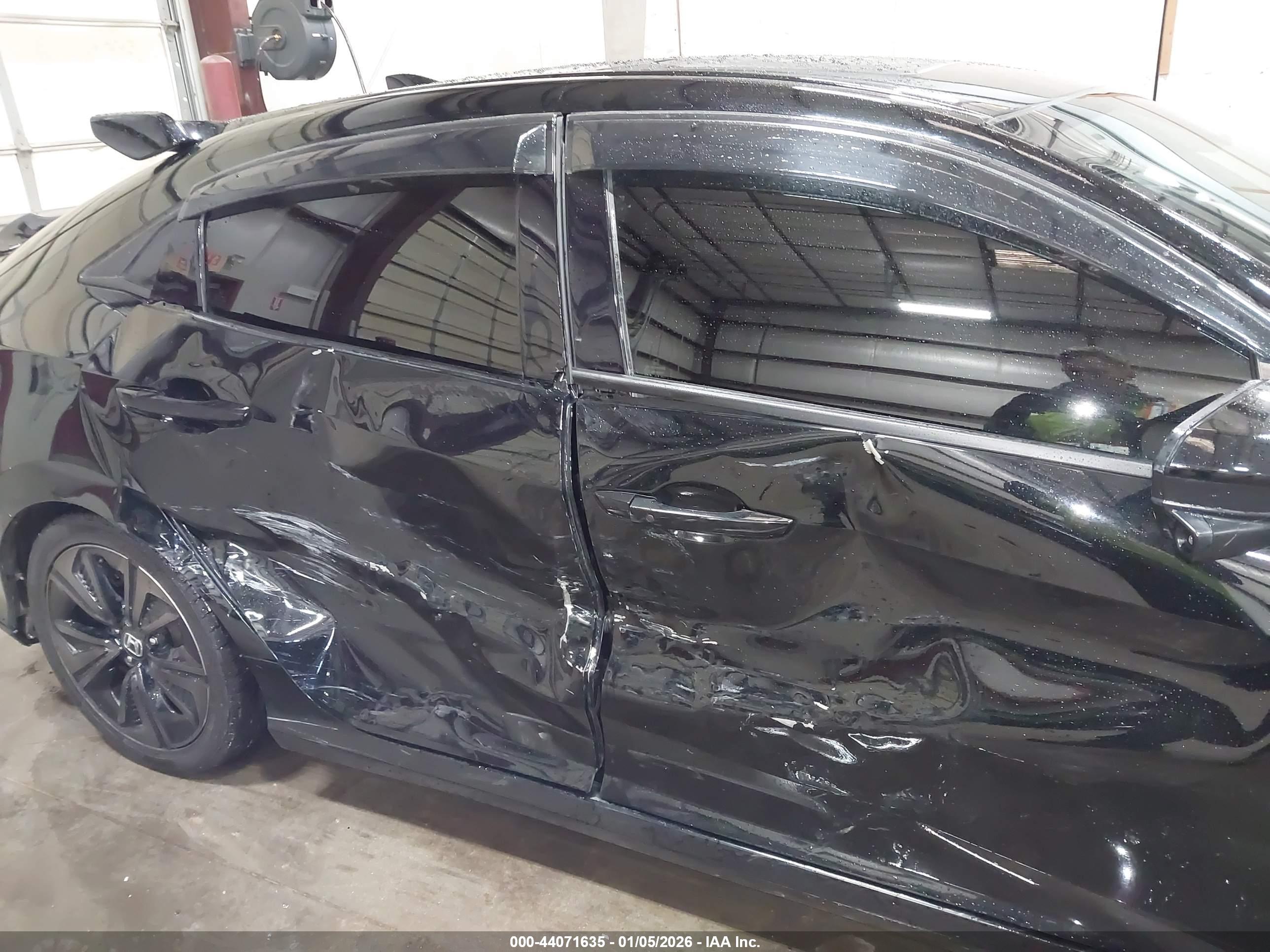 HONDA CIVIC image 6