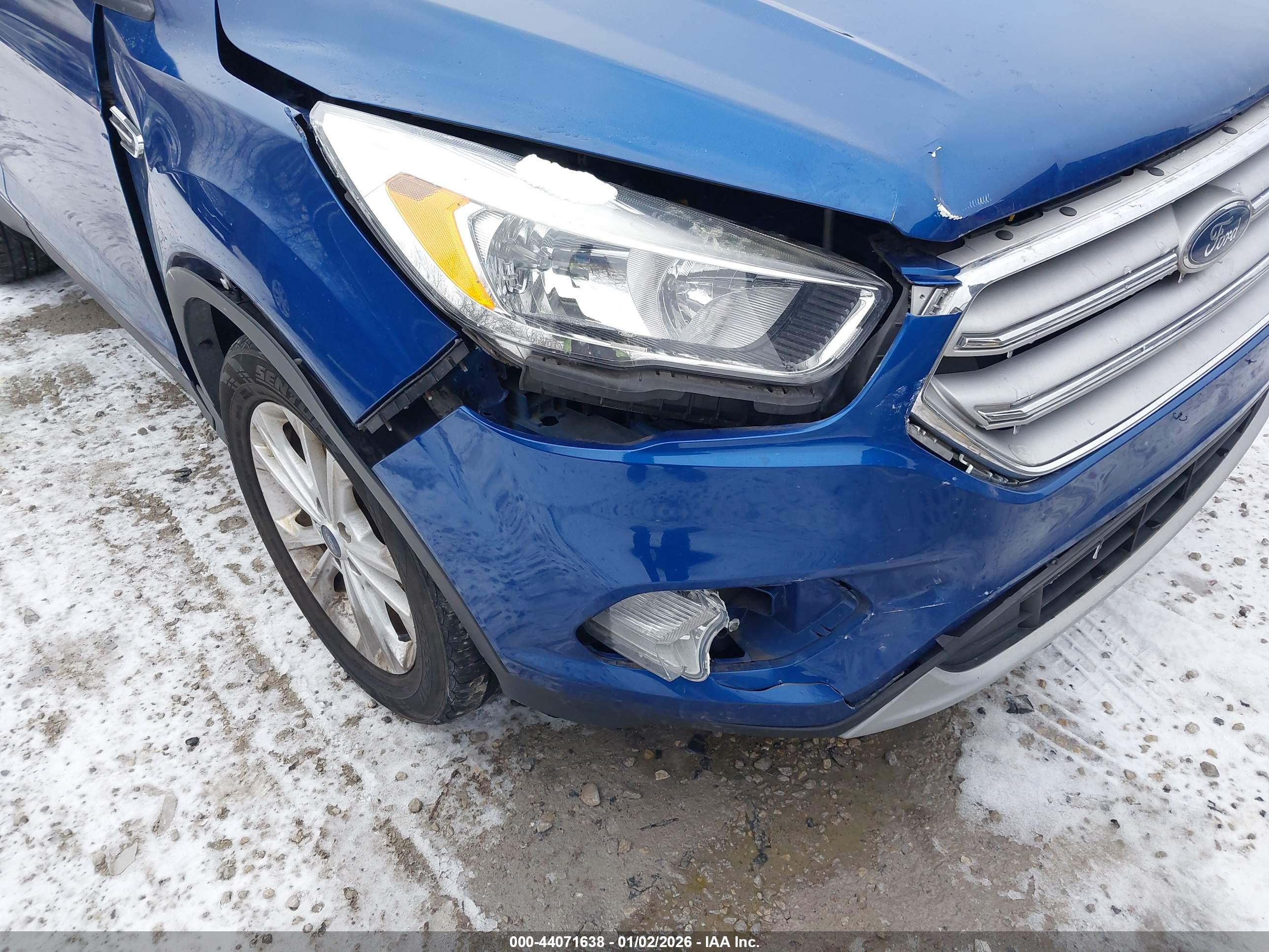 FORD ESCAPE image 6