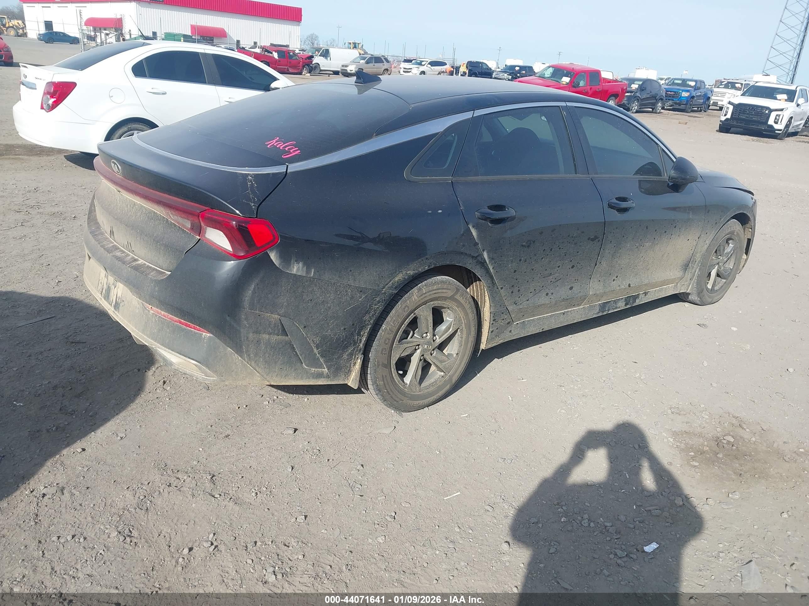 KIA K5 image 4