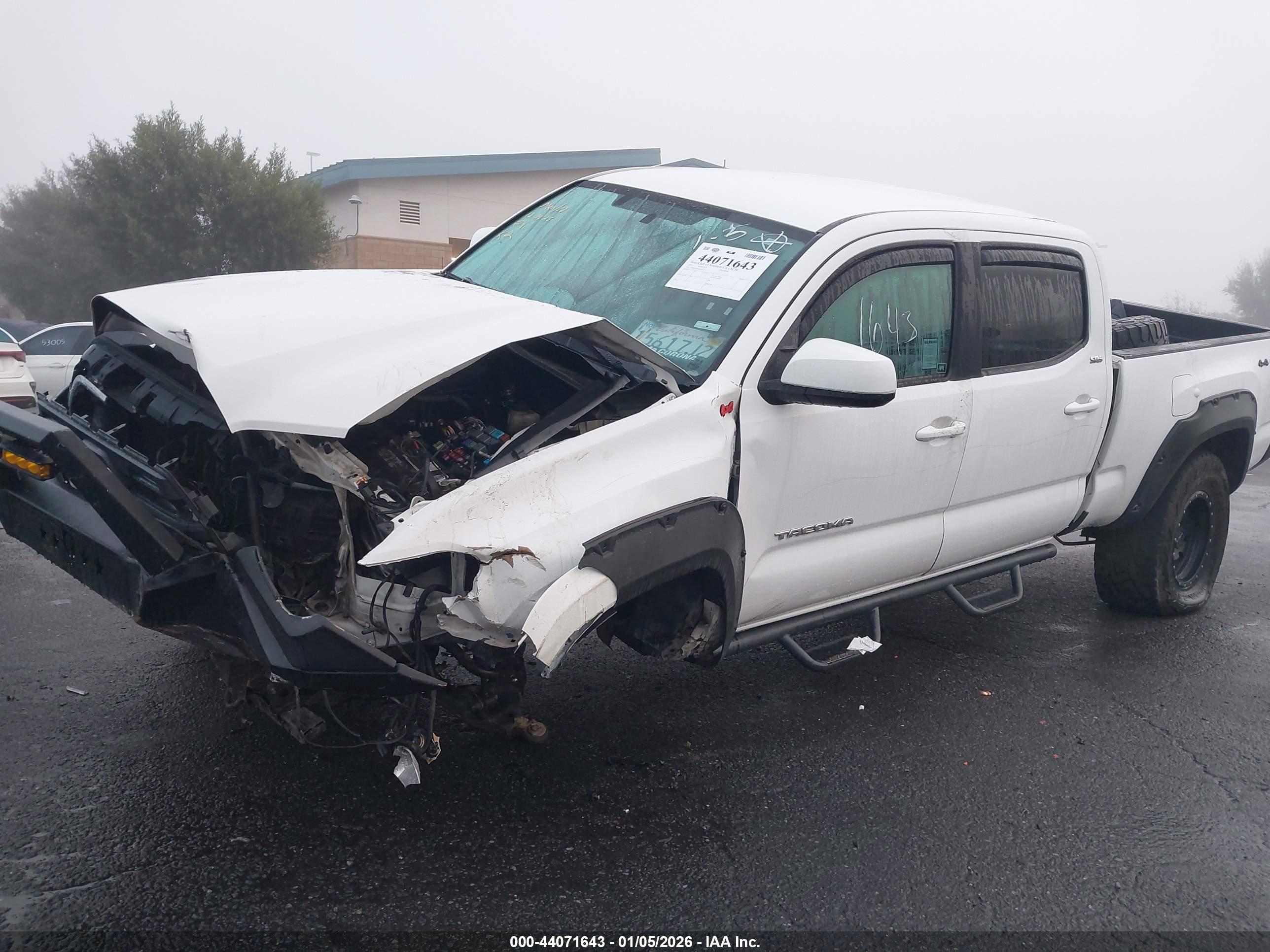 TOYOTA TACOMA image 6