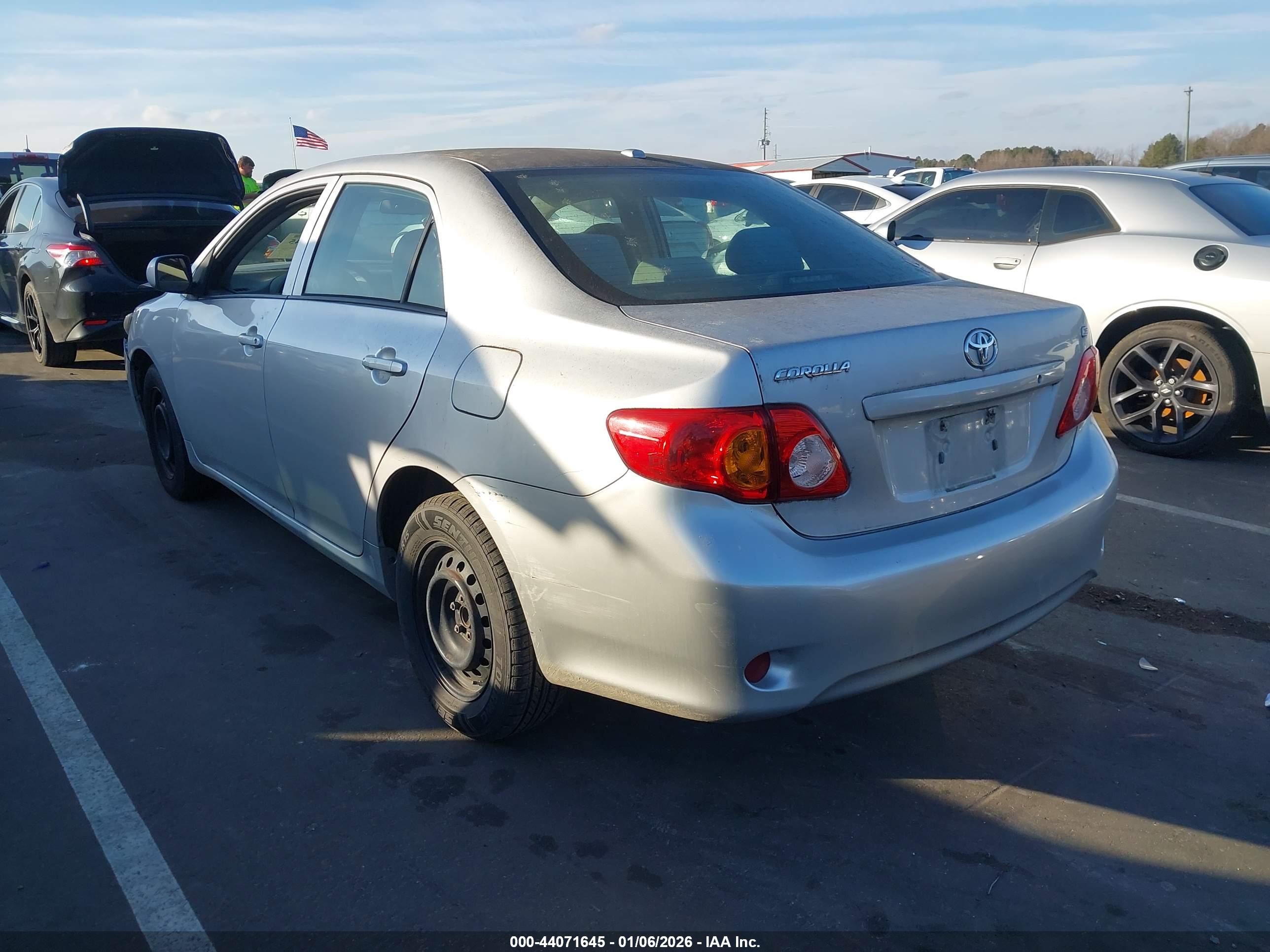 TOYOTA COROLLA image 3