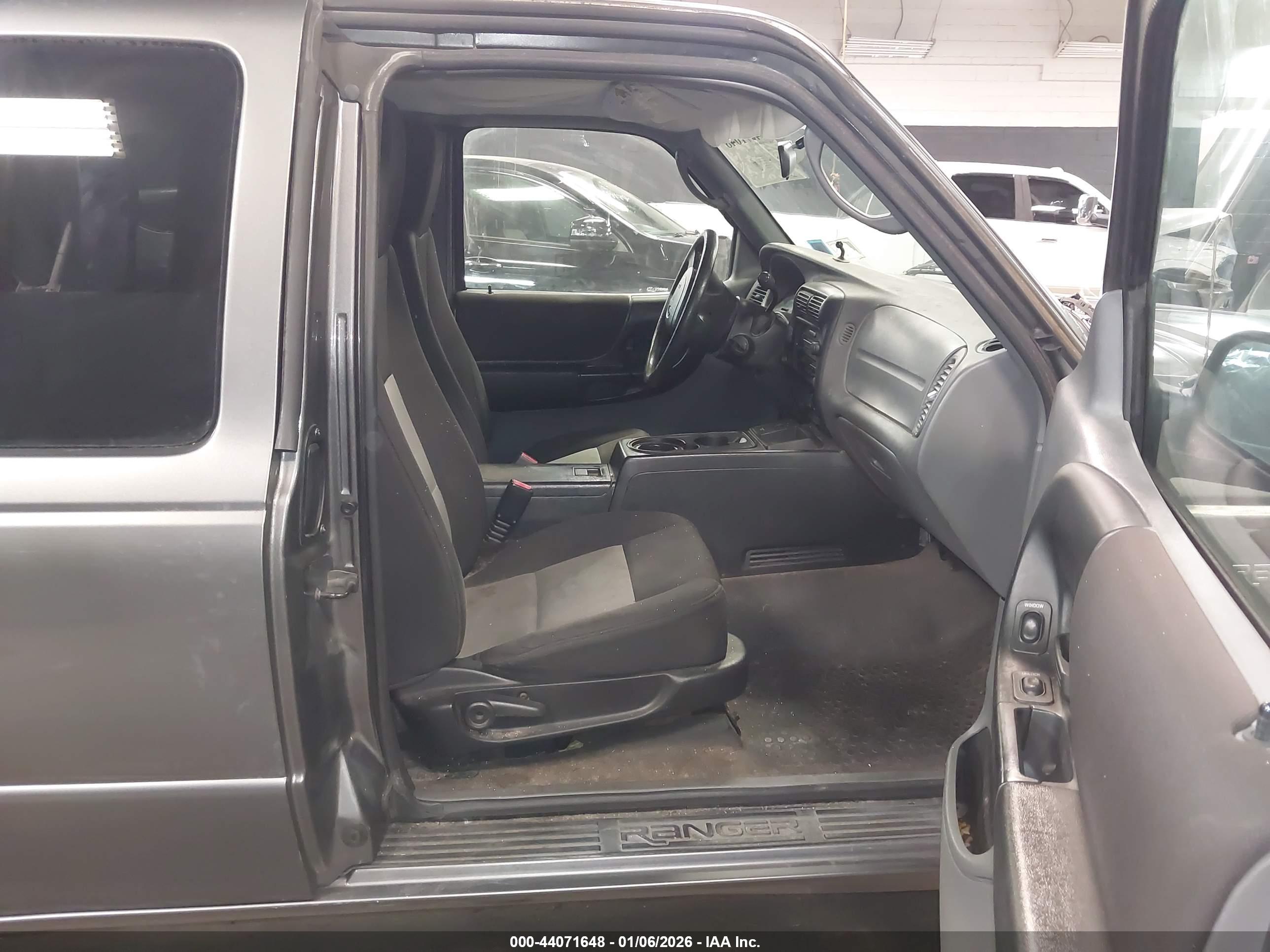 FORD RANGER image 5