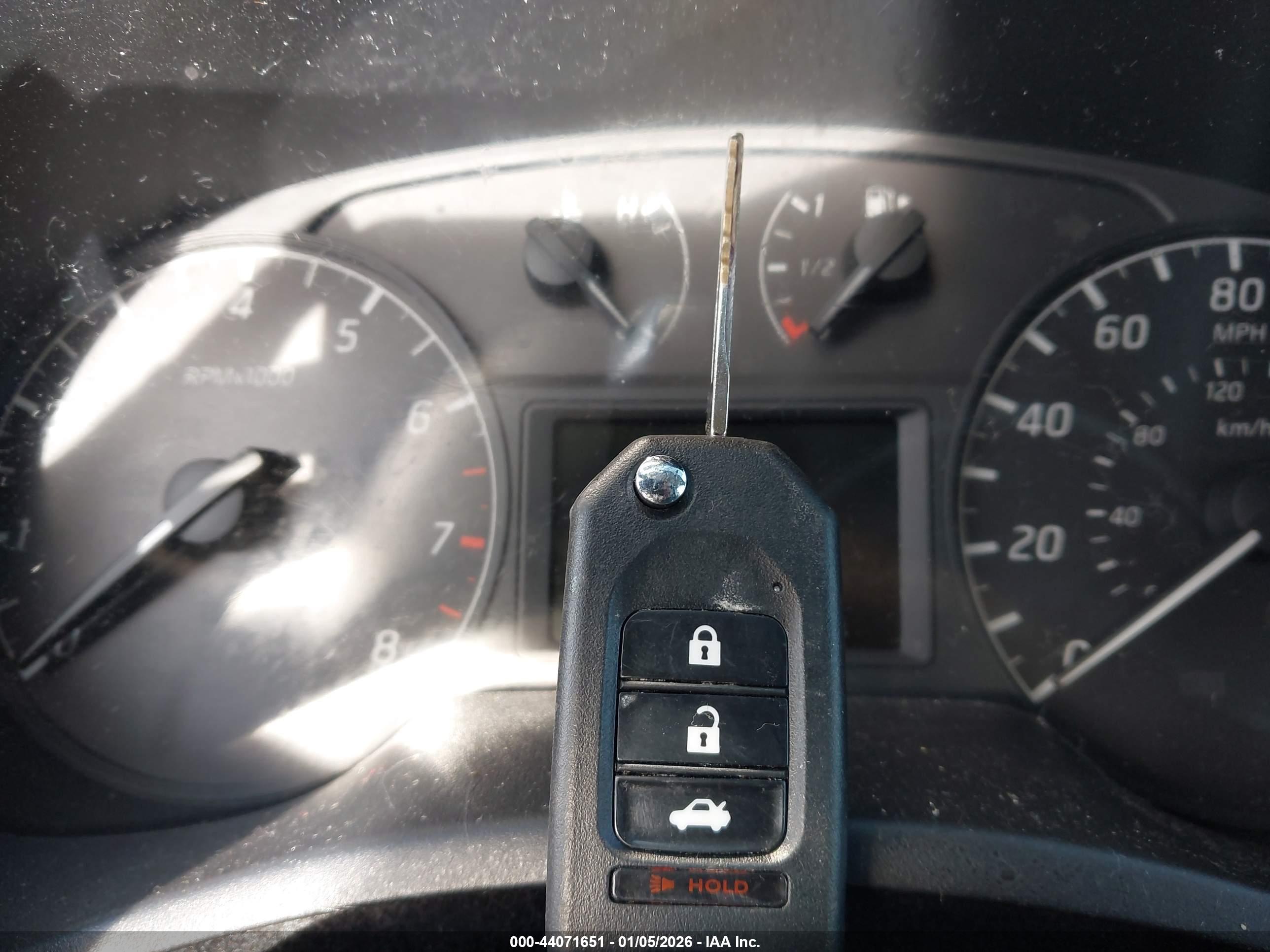 NISSAN SENTRA image 11