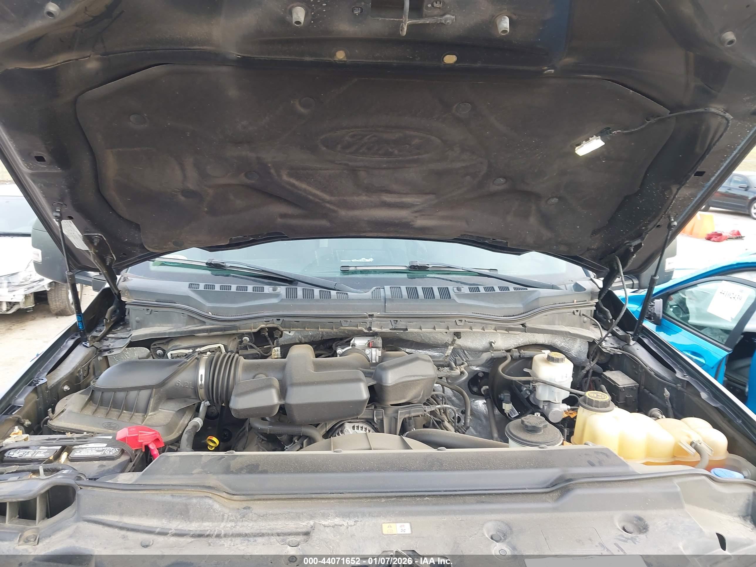 FORD F-250 image 10