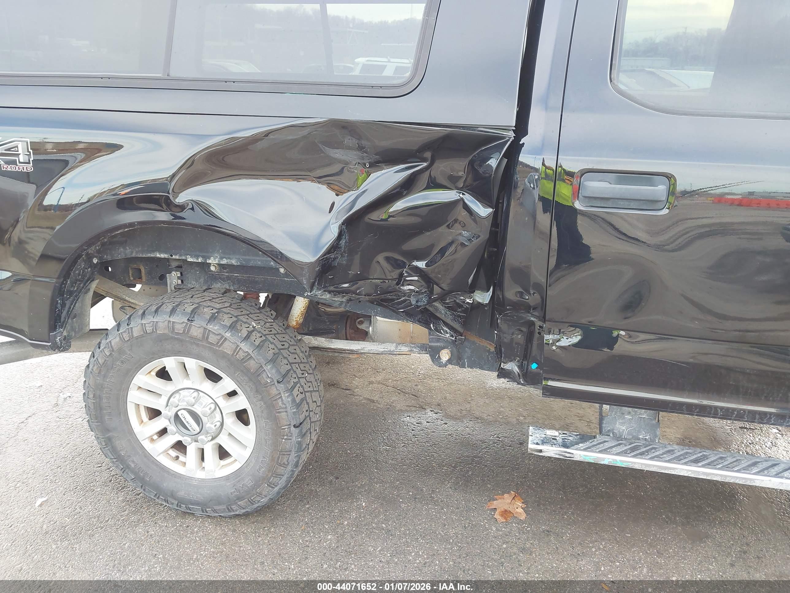 FORD F-250 image 6