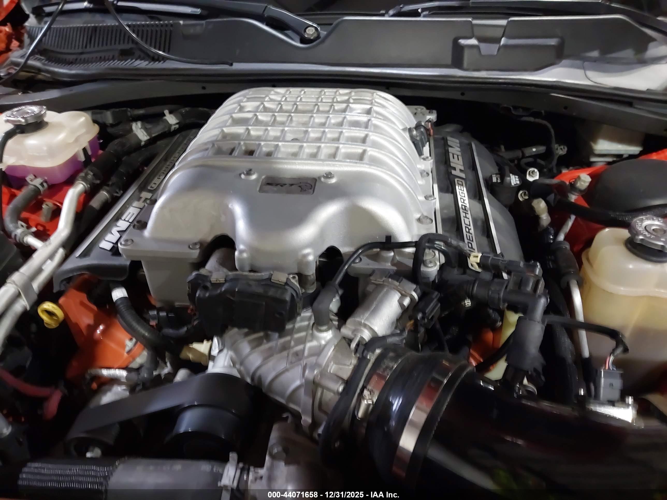 DODGE CHALLENGER image 10
