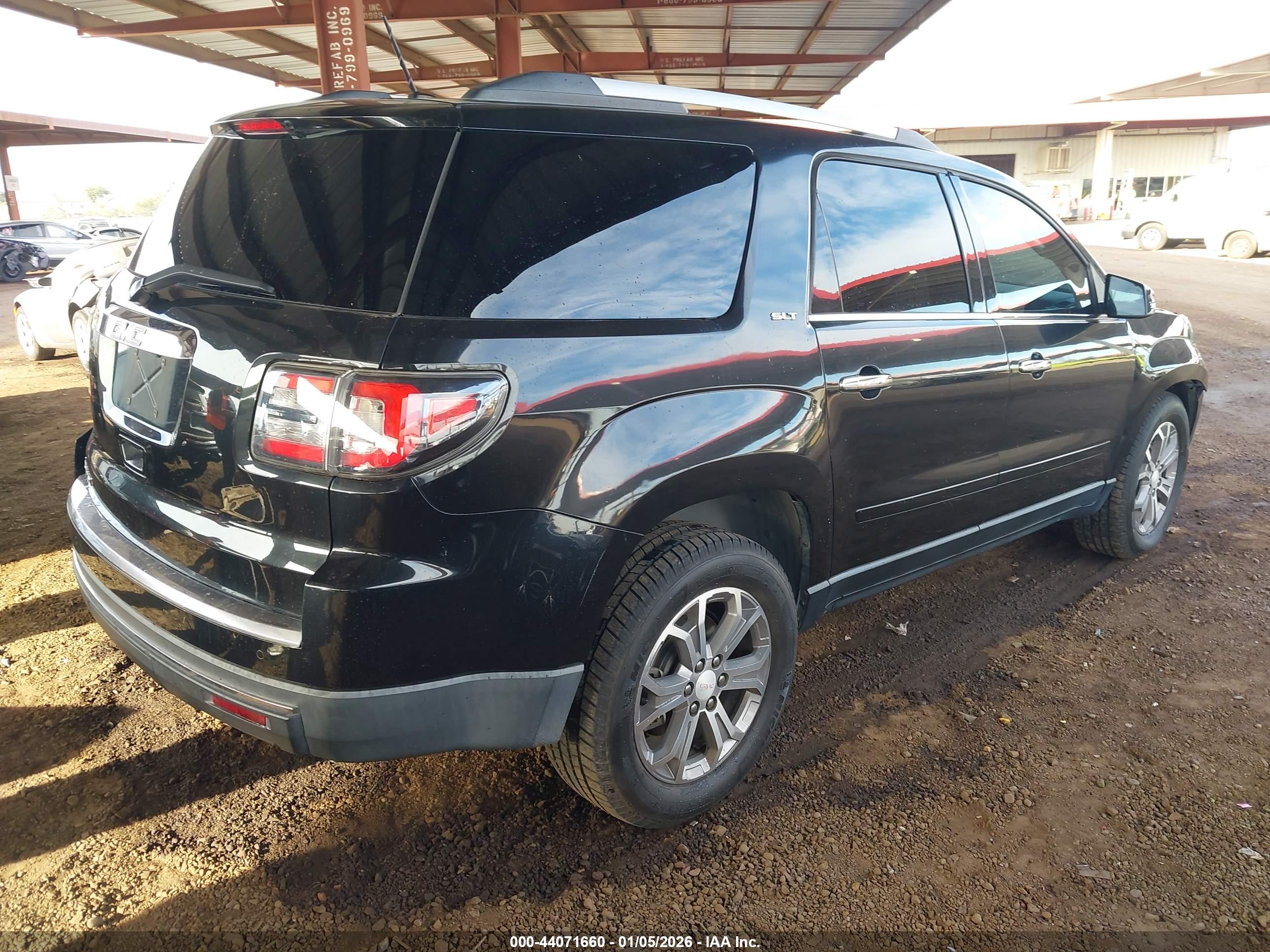 GMC ACADIA image 4