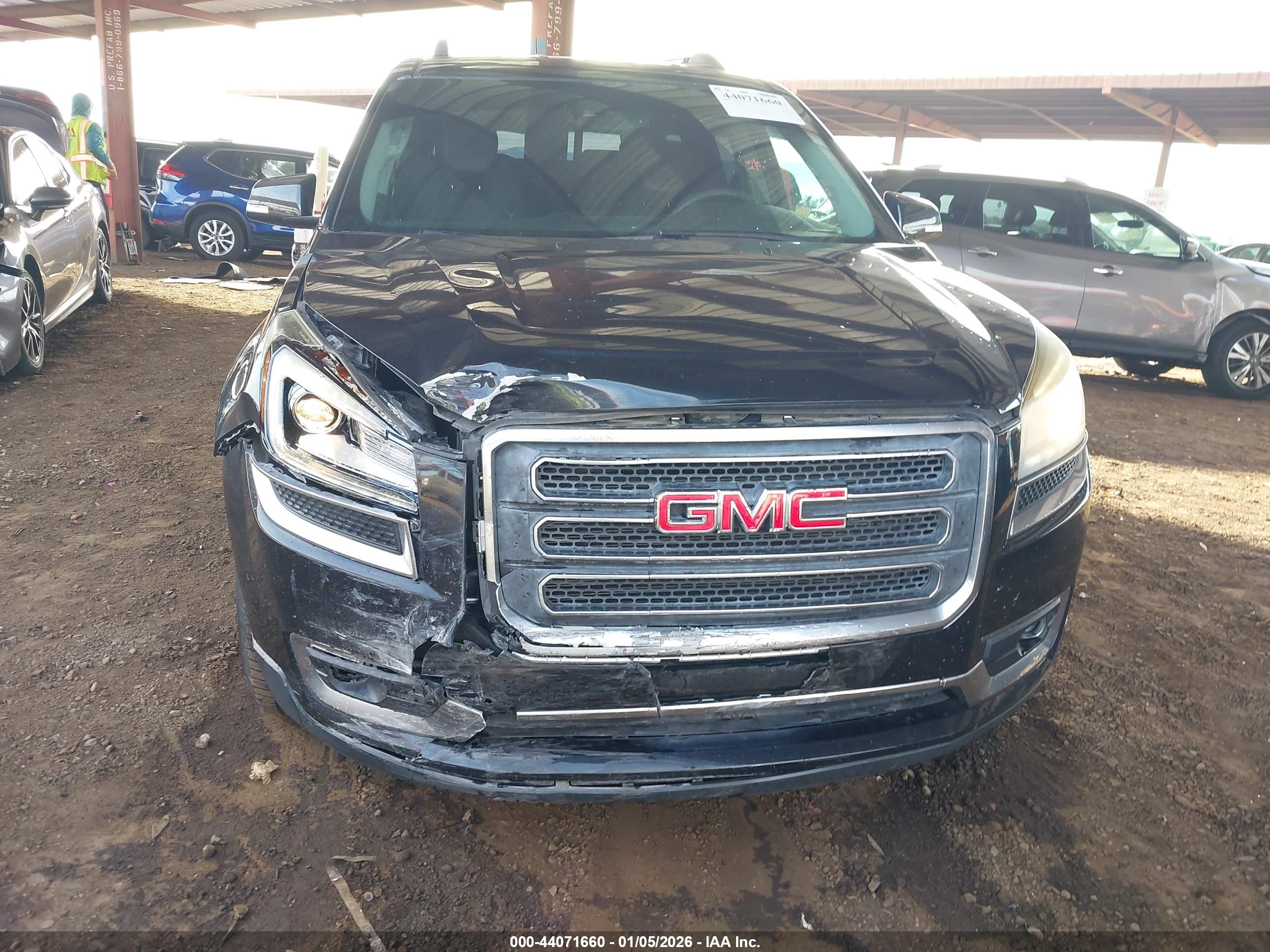 GMC ACADIA image 6