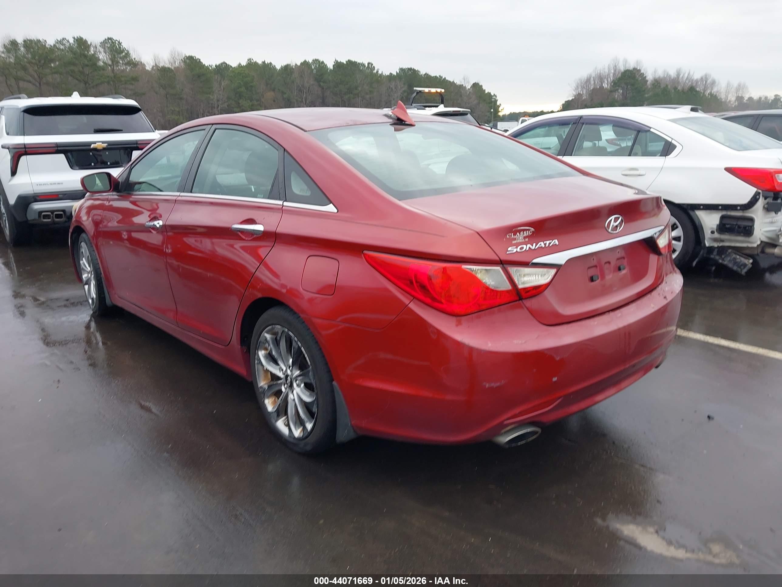 HYUNDAI SONATA image 3