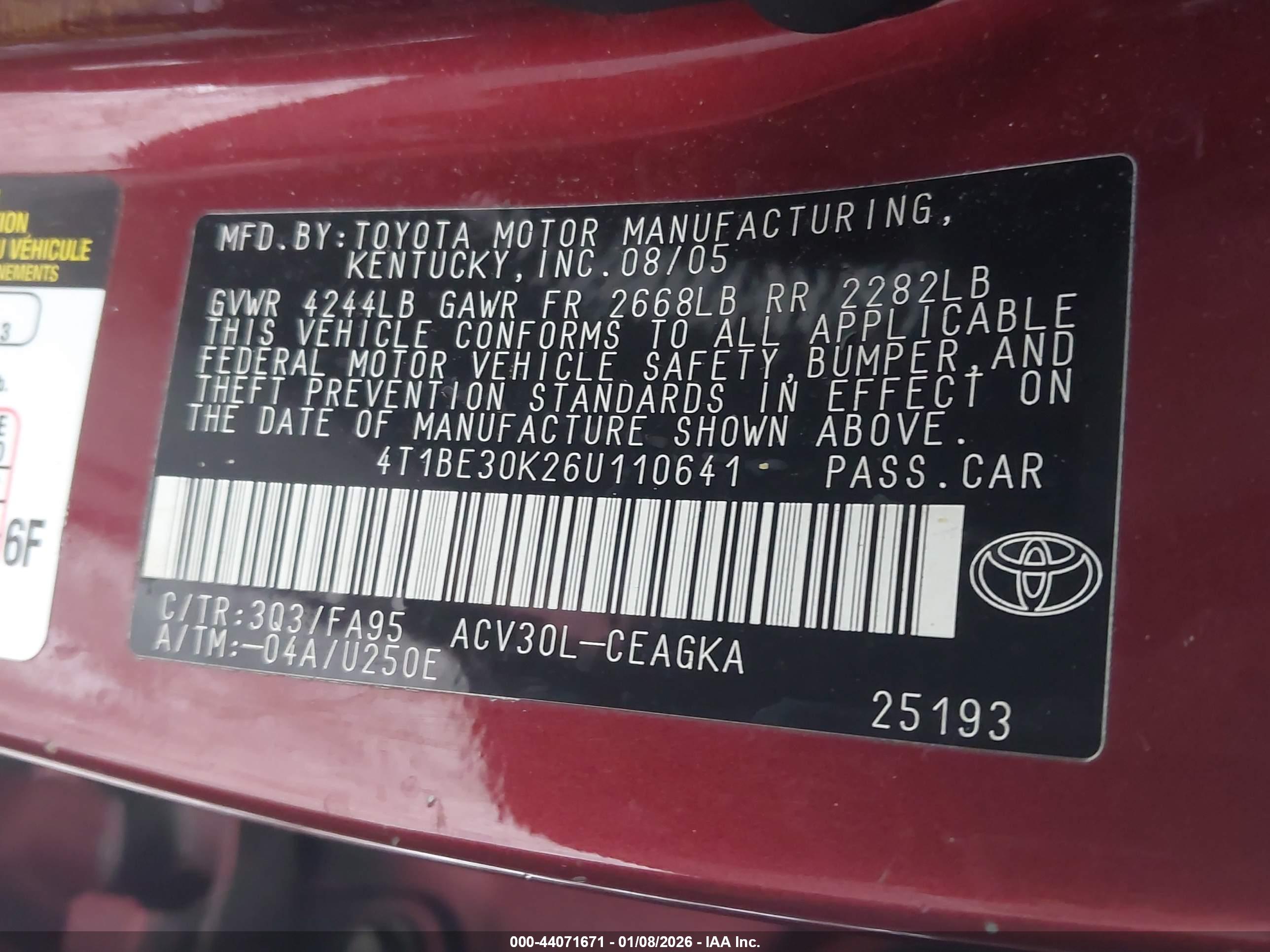 TOYOTA CAMRY image 9