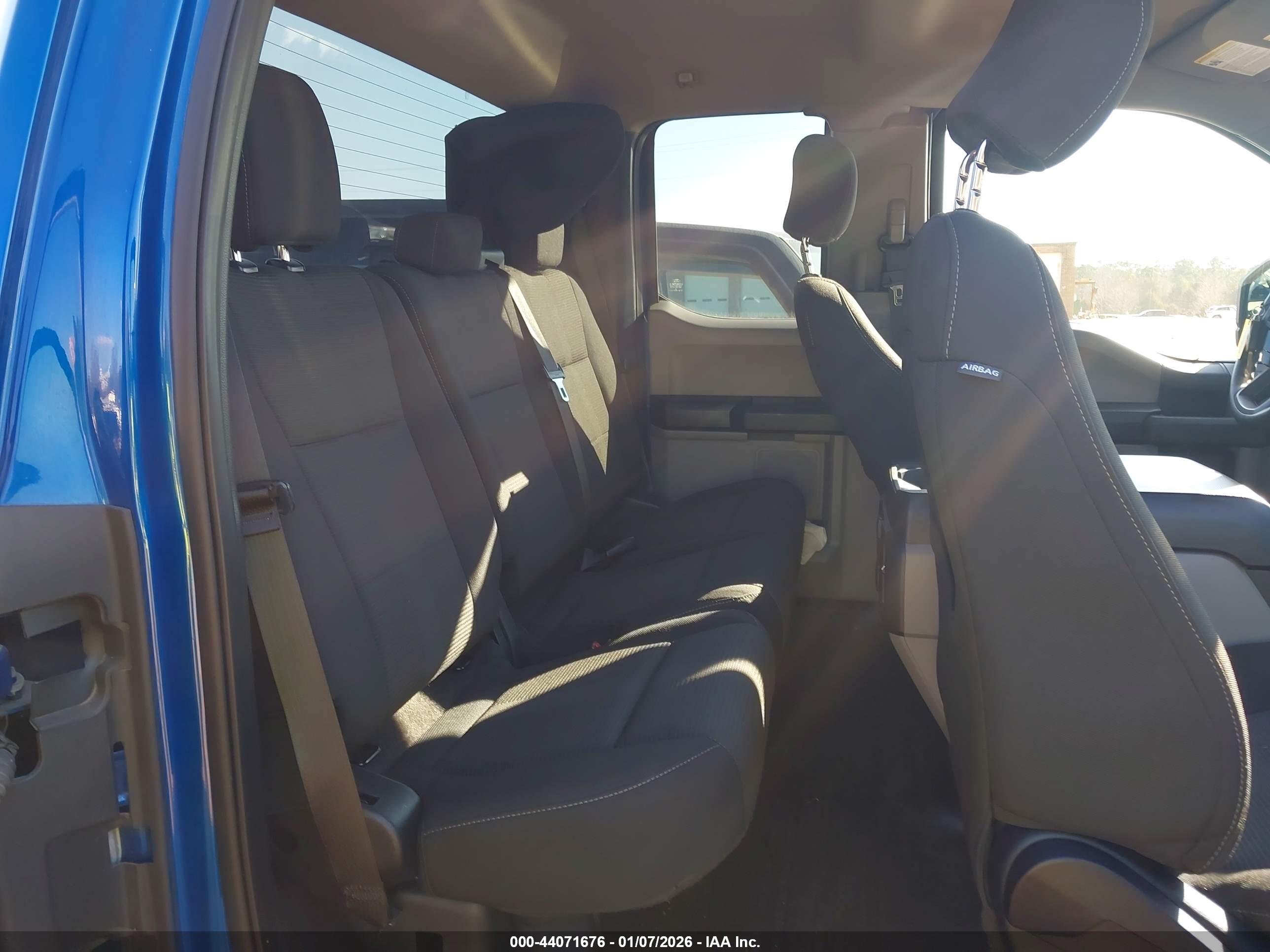 FORD F-150 image 8