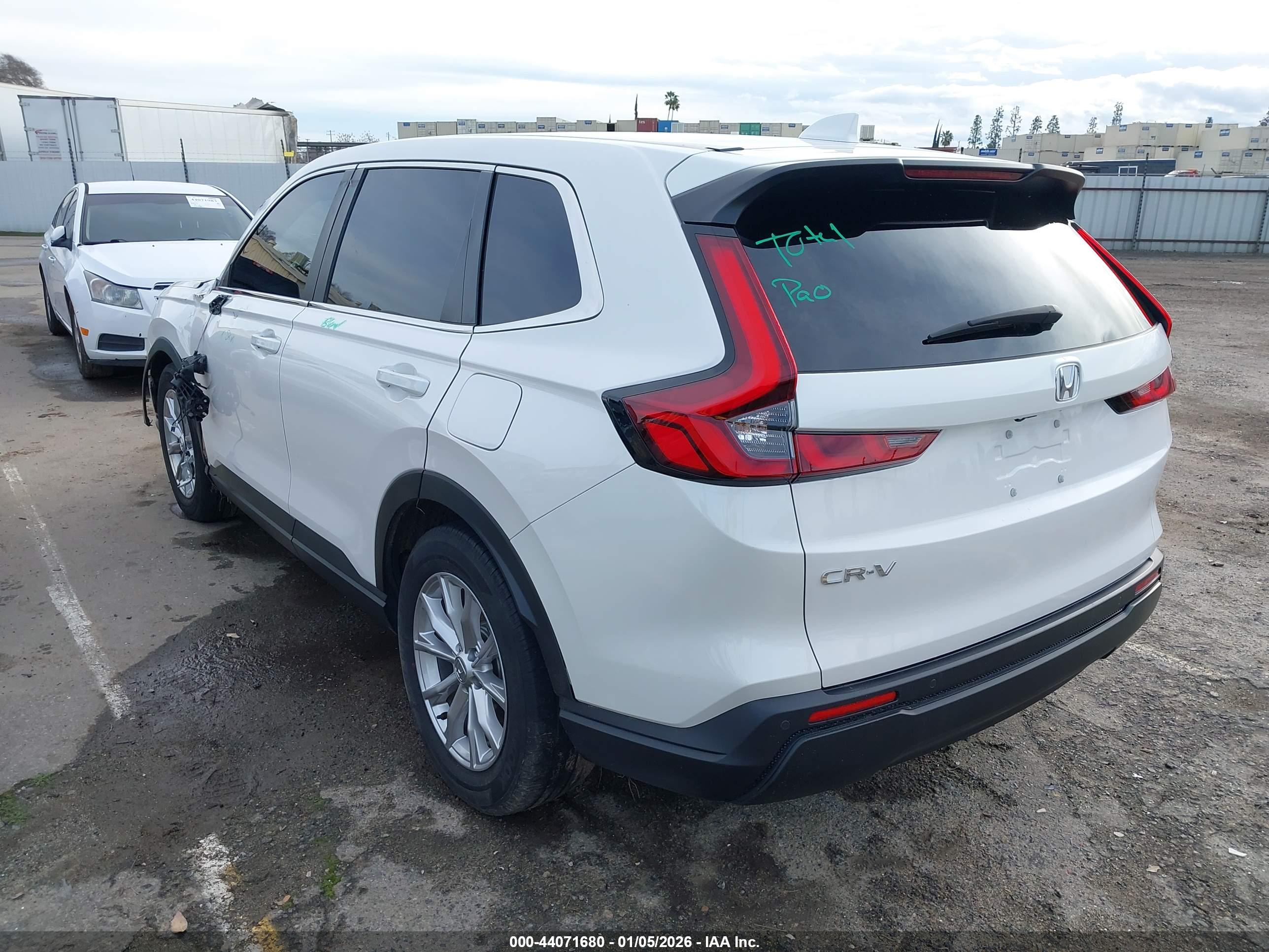 HONDA CR-V image 3