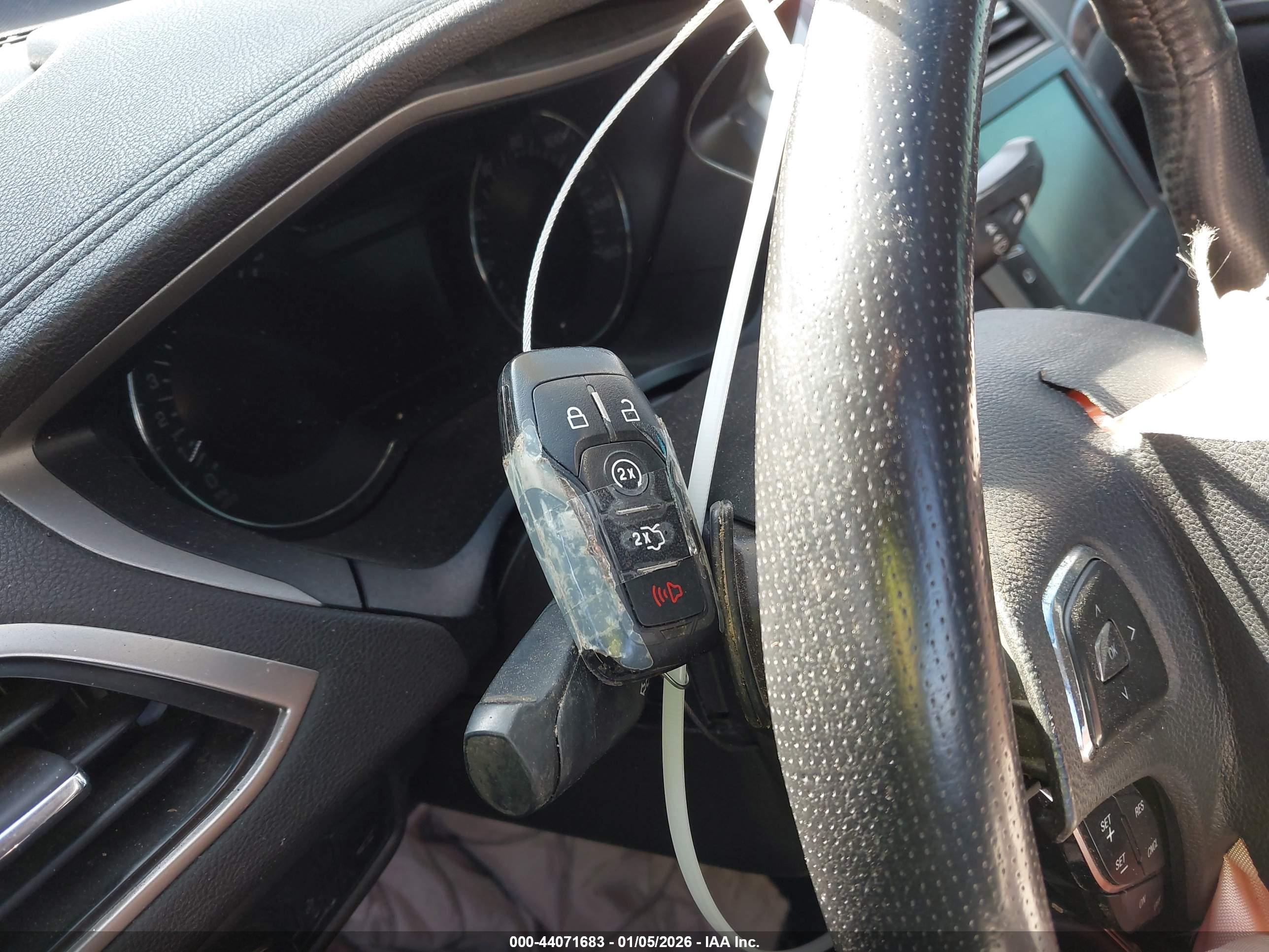 LINCOLN MKZ image 11