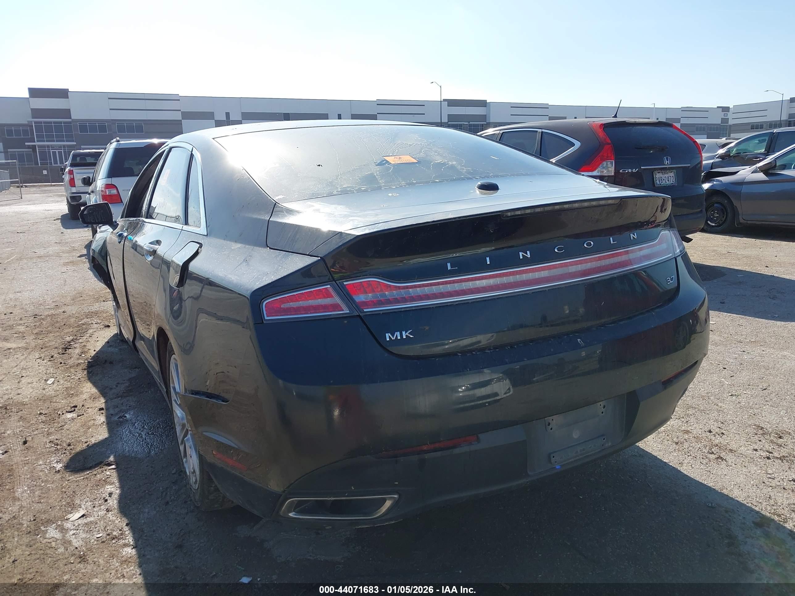 LINCOLN MKZ image 3