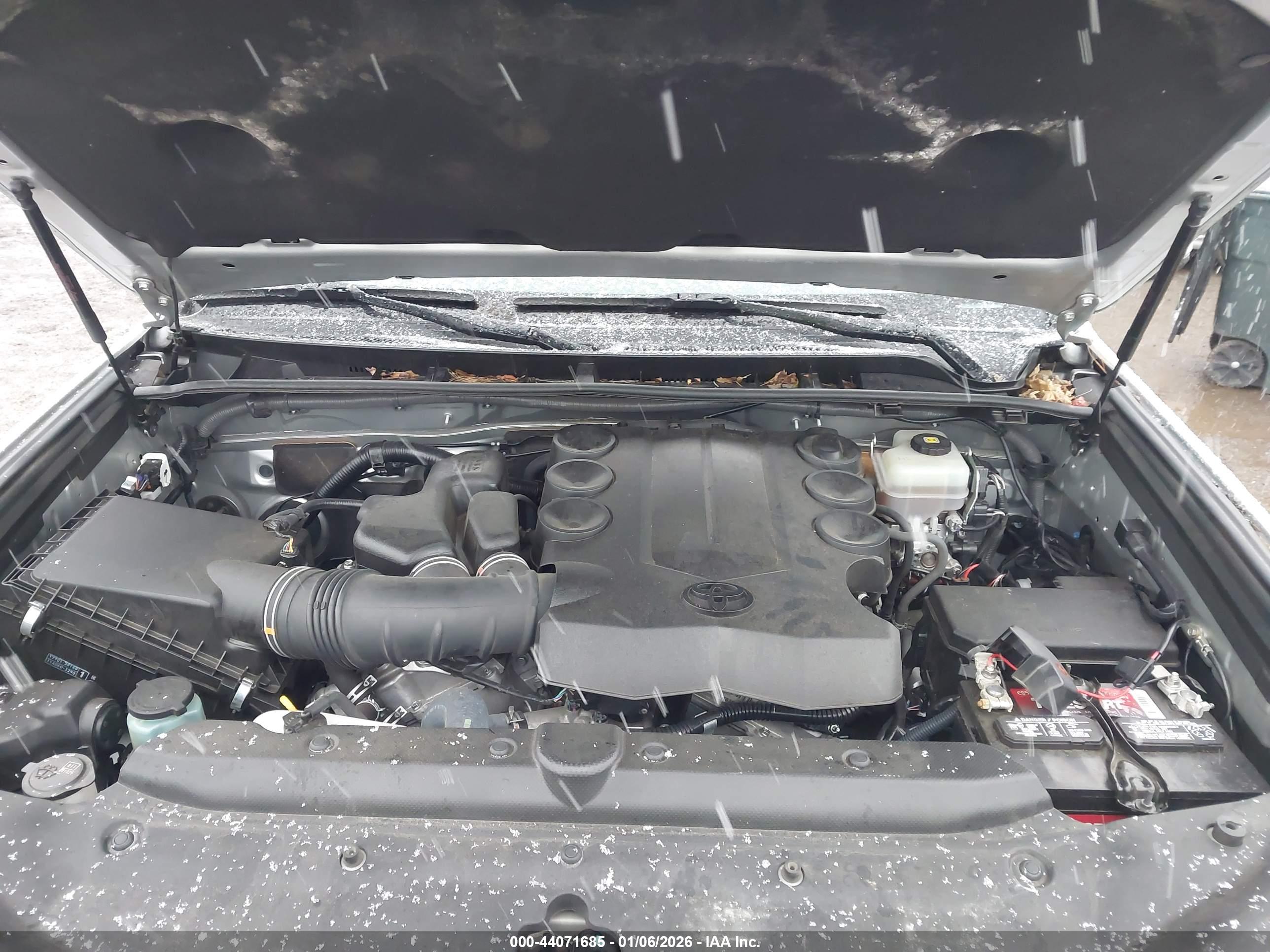 TOYOTA 4RUNNER image 10