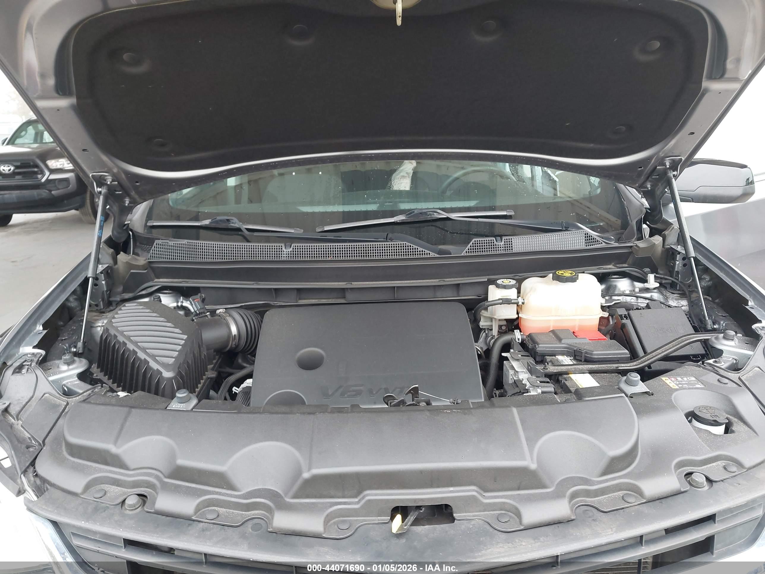 CHEVROLET TRAVERSE image 10