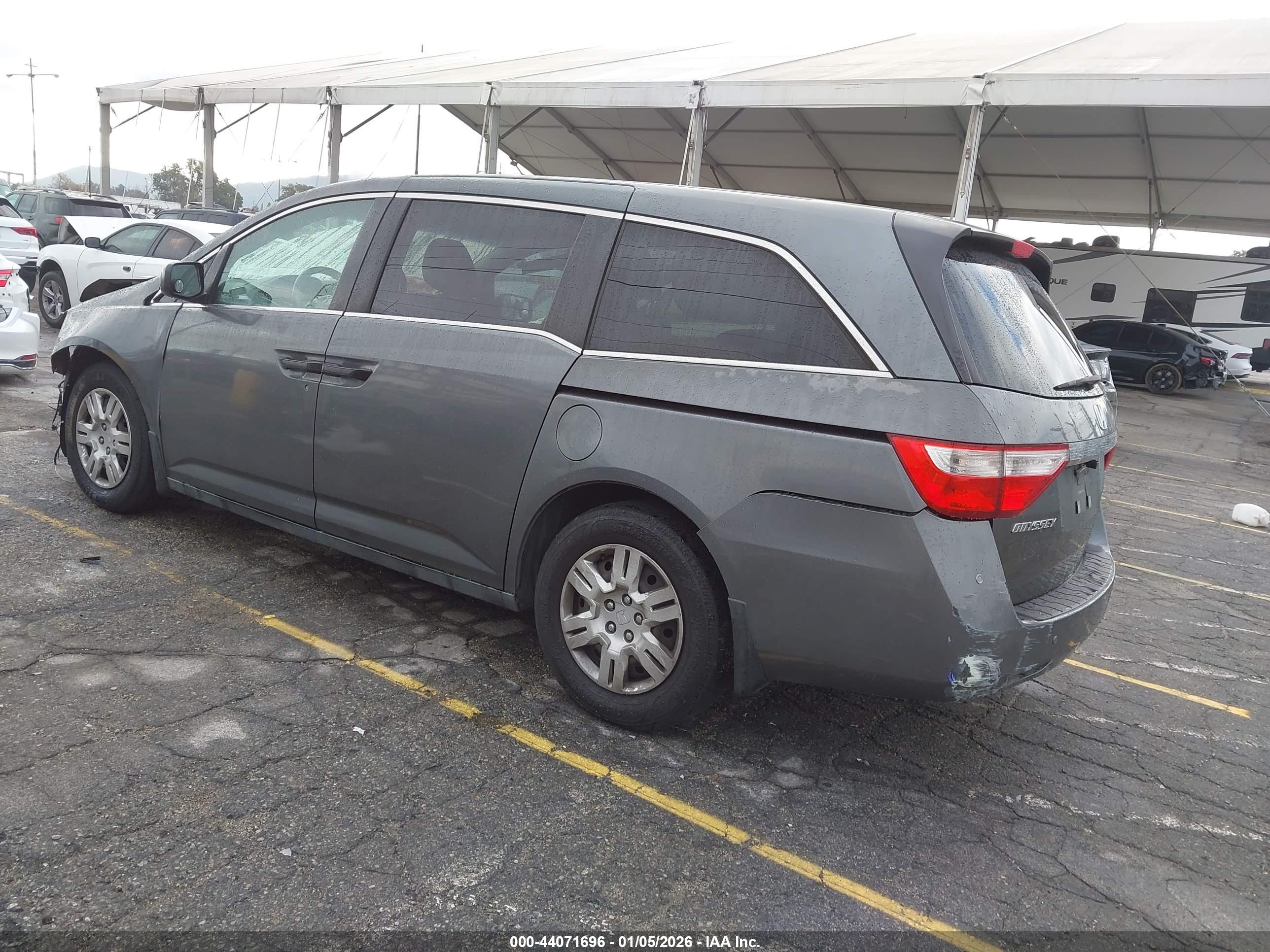 HONDA ODYSSEY image 3