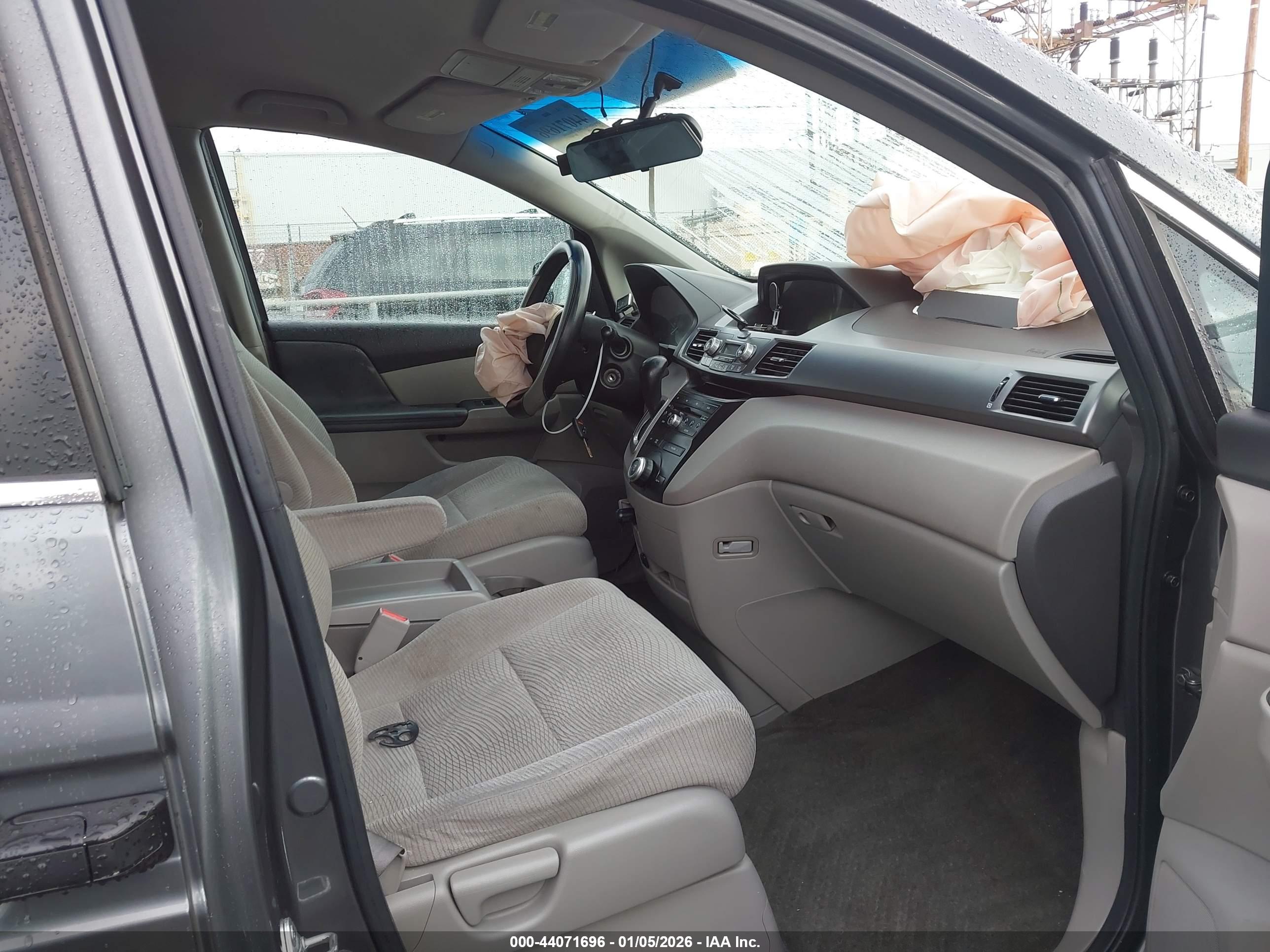 HONDA ODYSSEY image 5