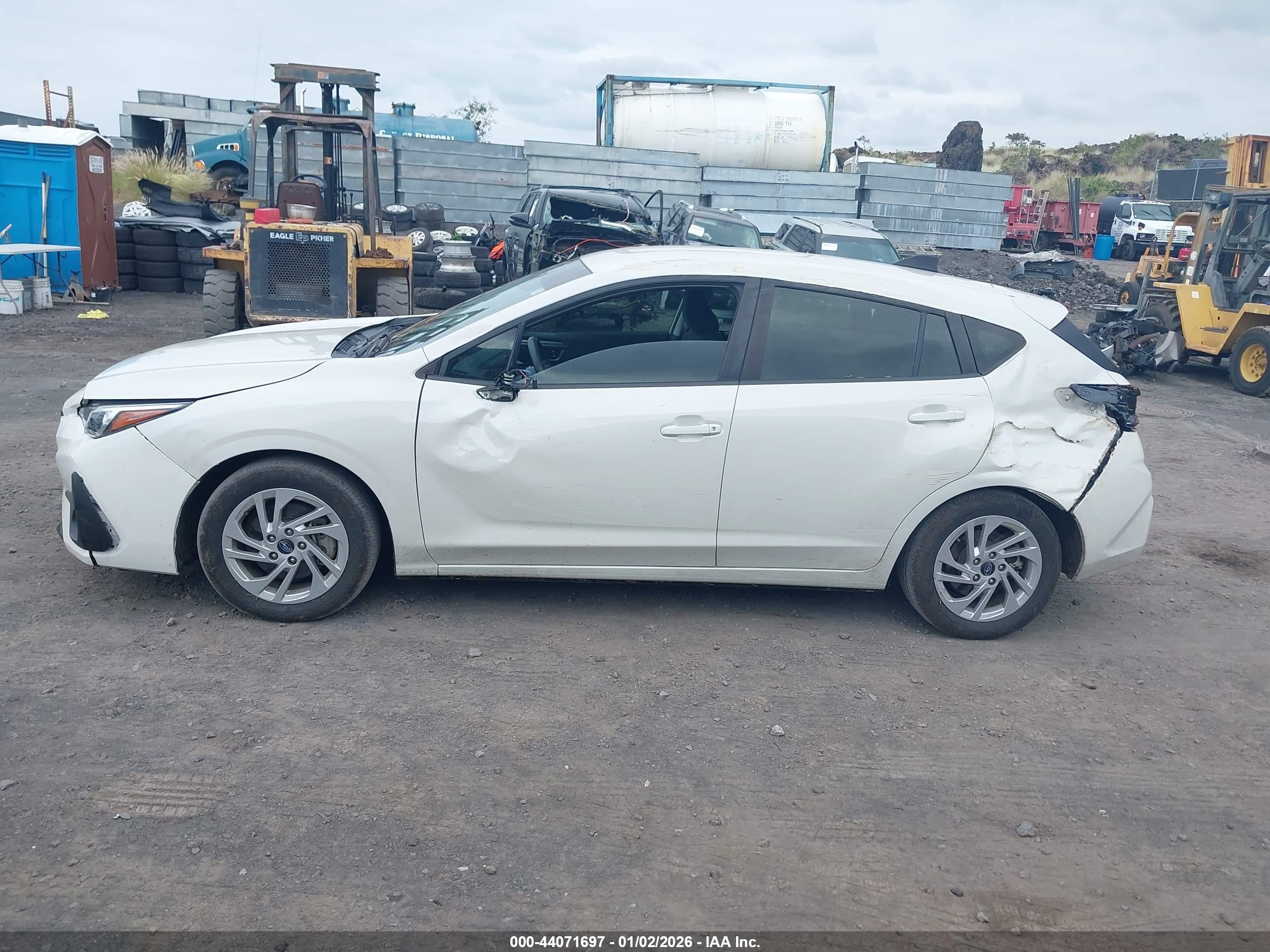 SUBARU IMPREZA image 6