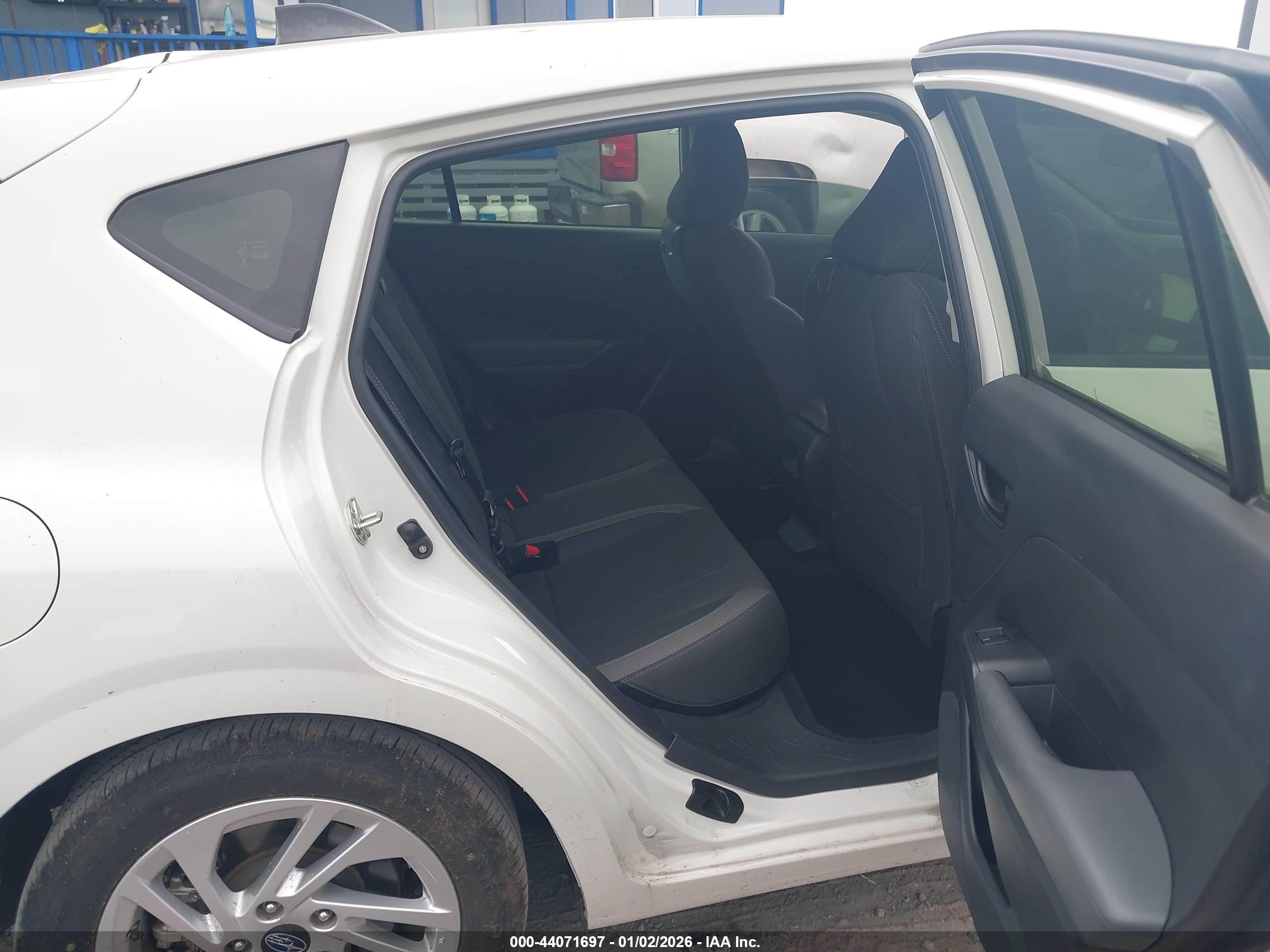 SUBARU IMPREZA image 8