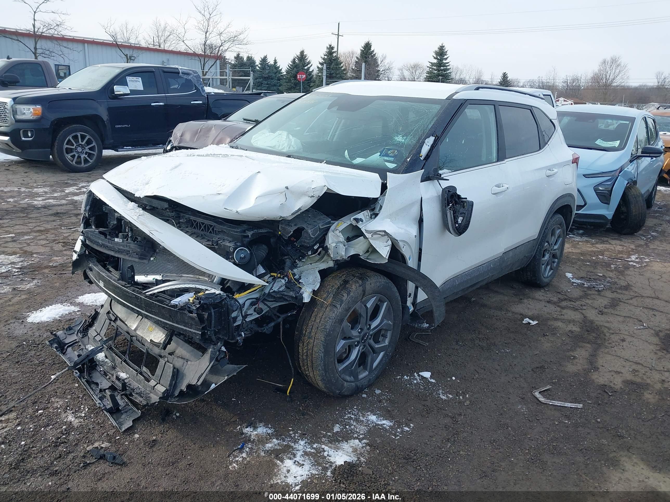 KIA SELTOS image 2