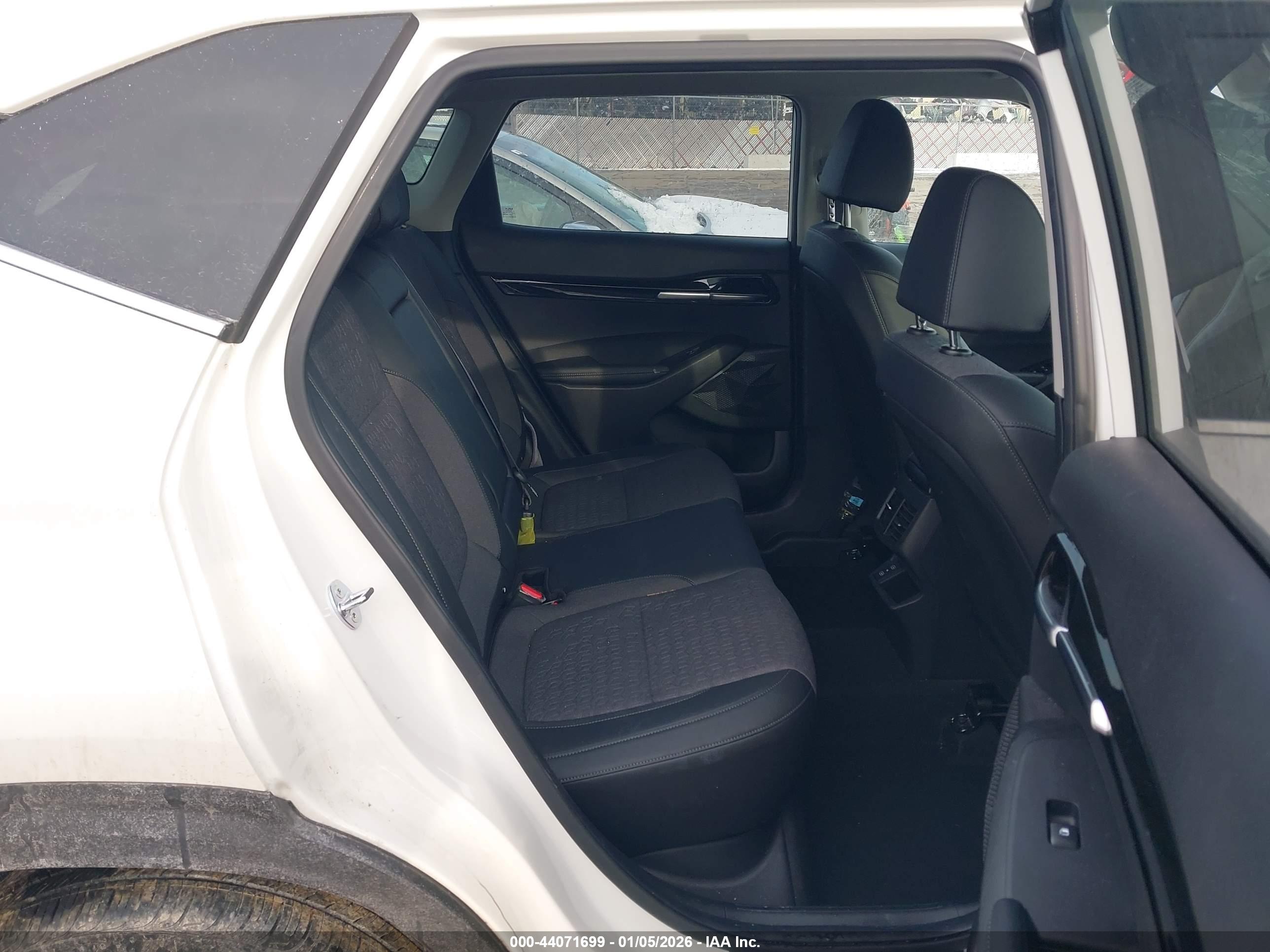 KIA SELTOS image 8