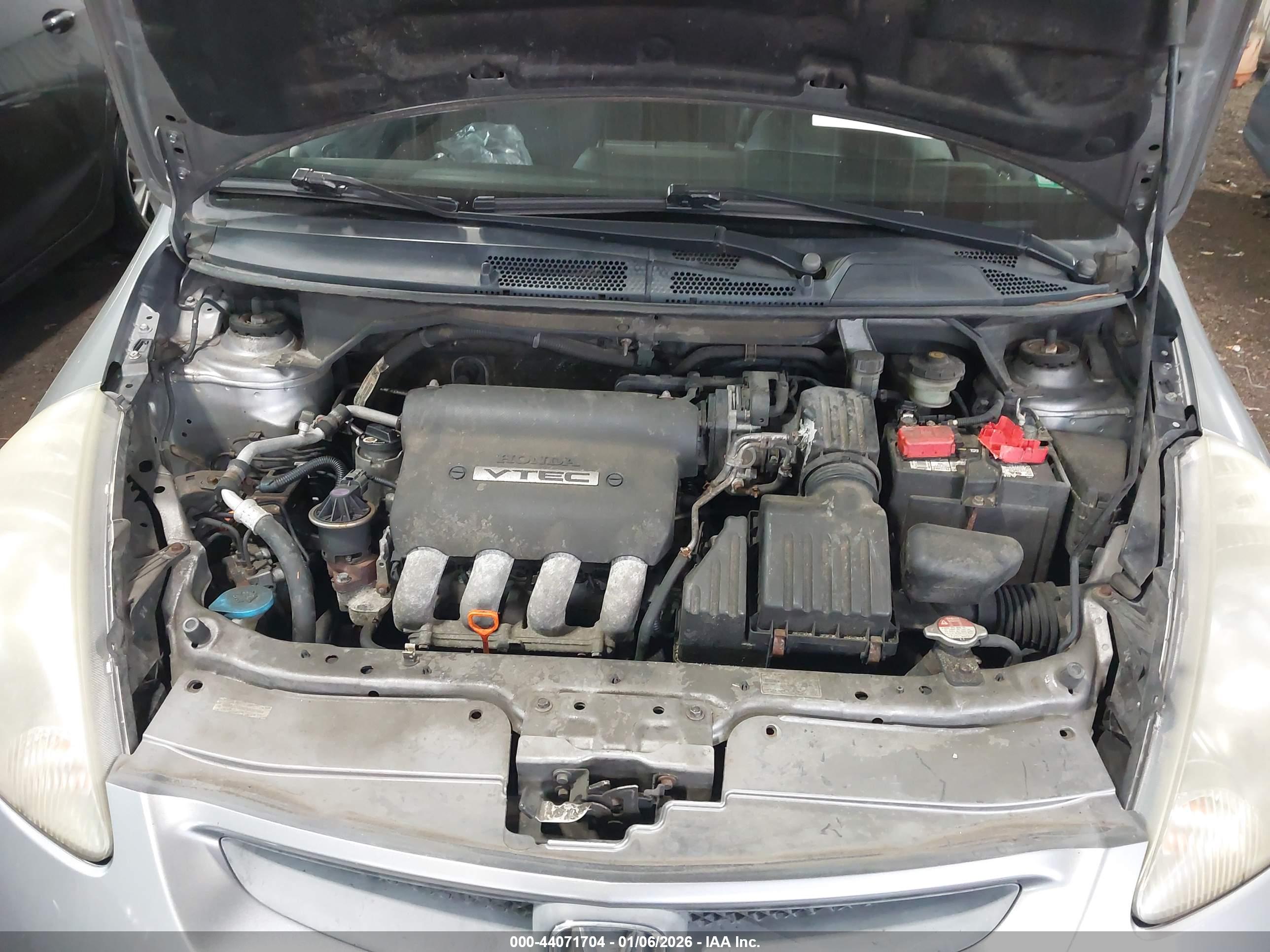 HONDA FIT image 10