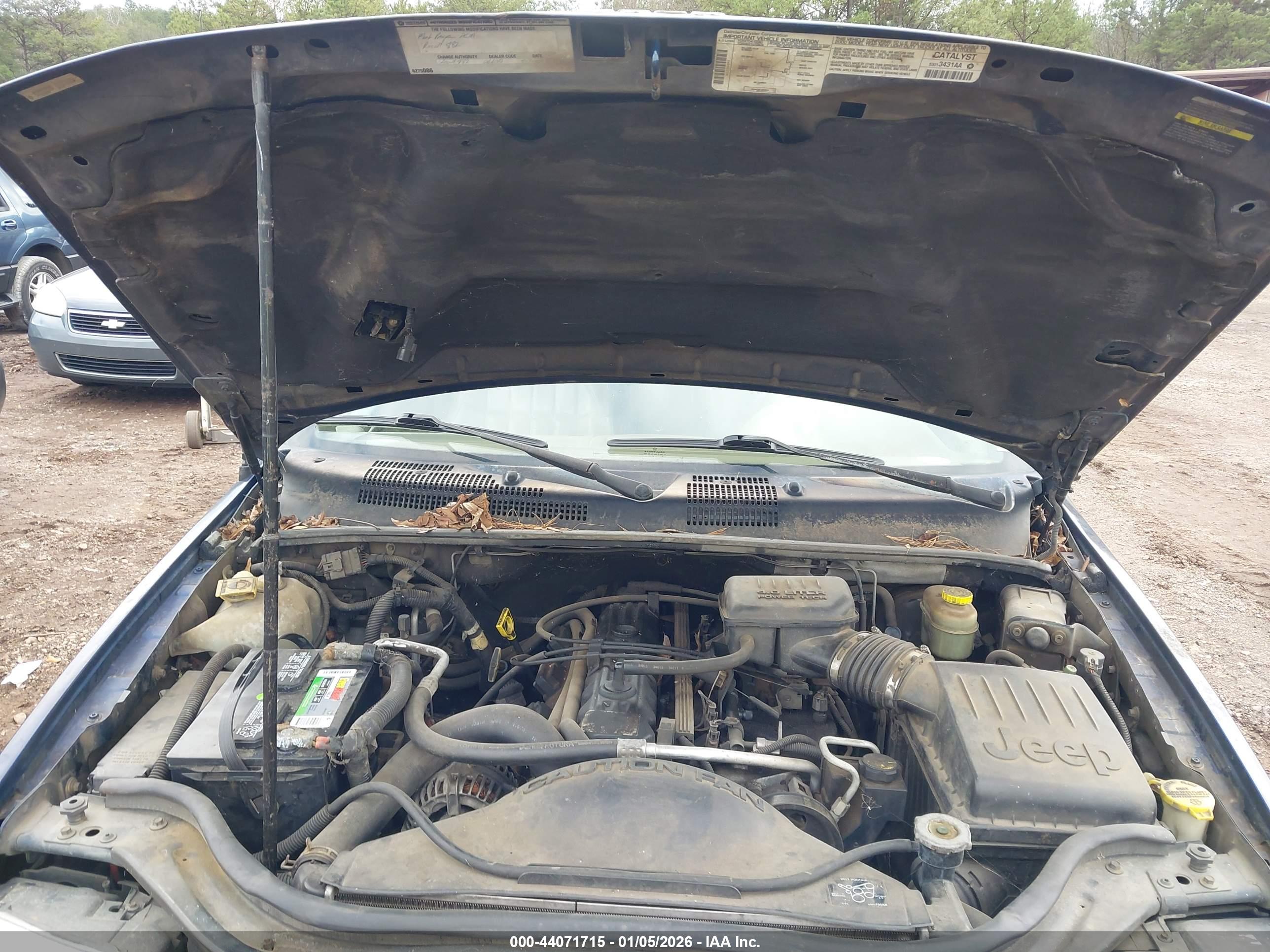 JEEP GRAND image 10