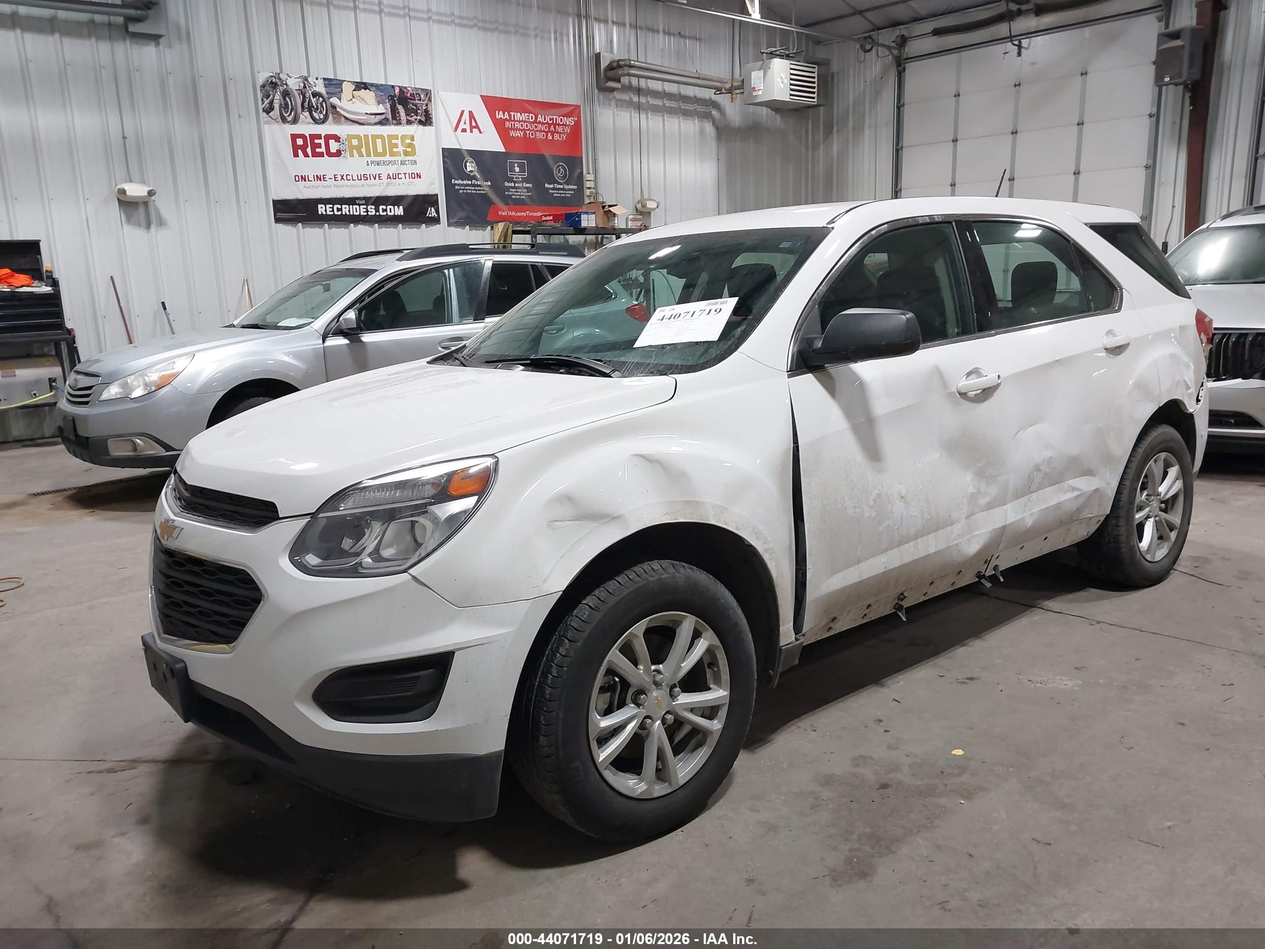 CHEVROLET EQUINOX image 2