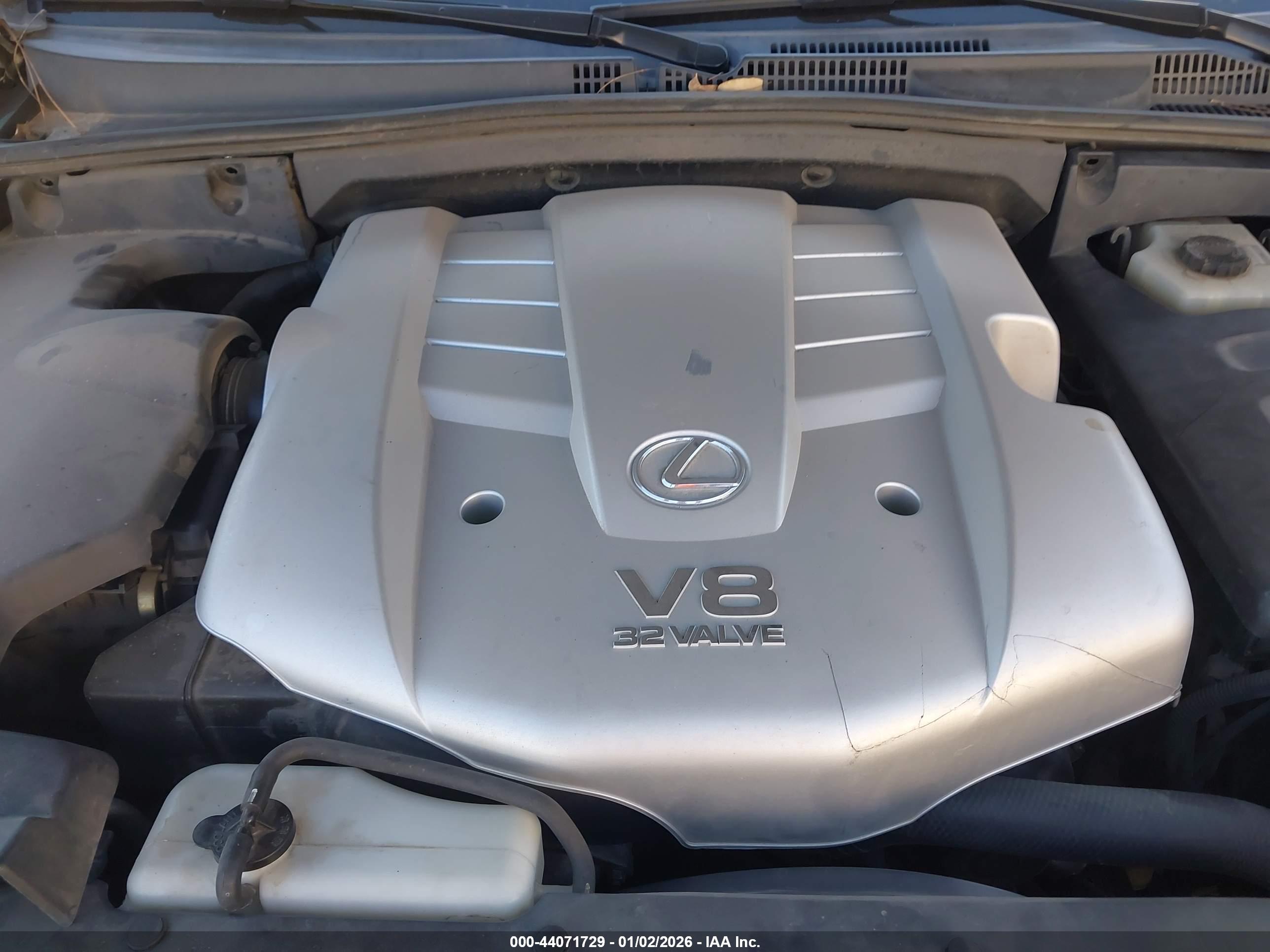 LEXUS GX image 10