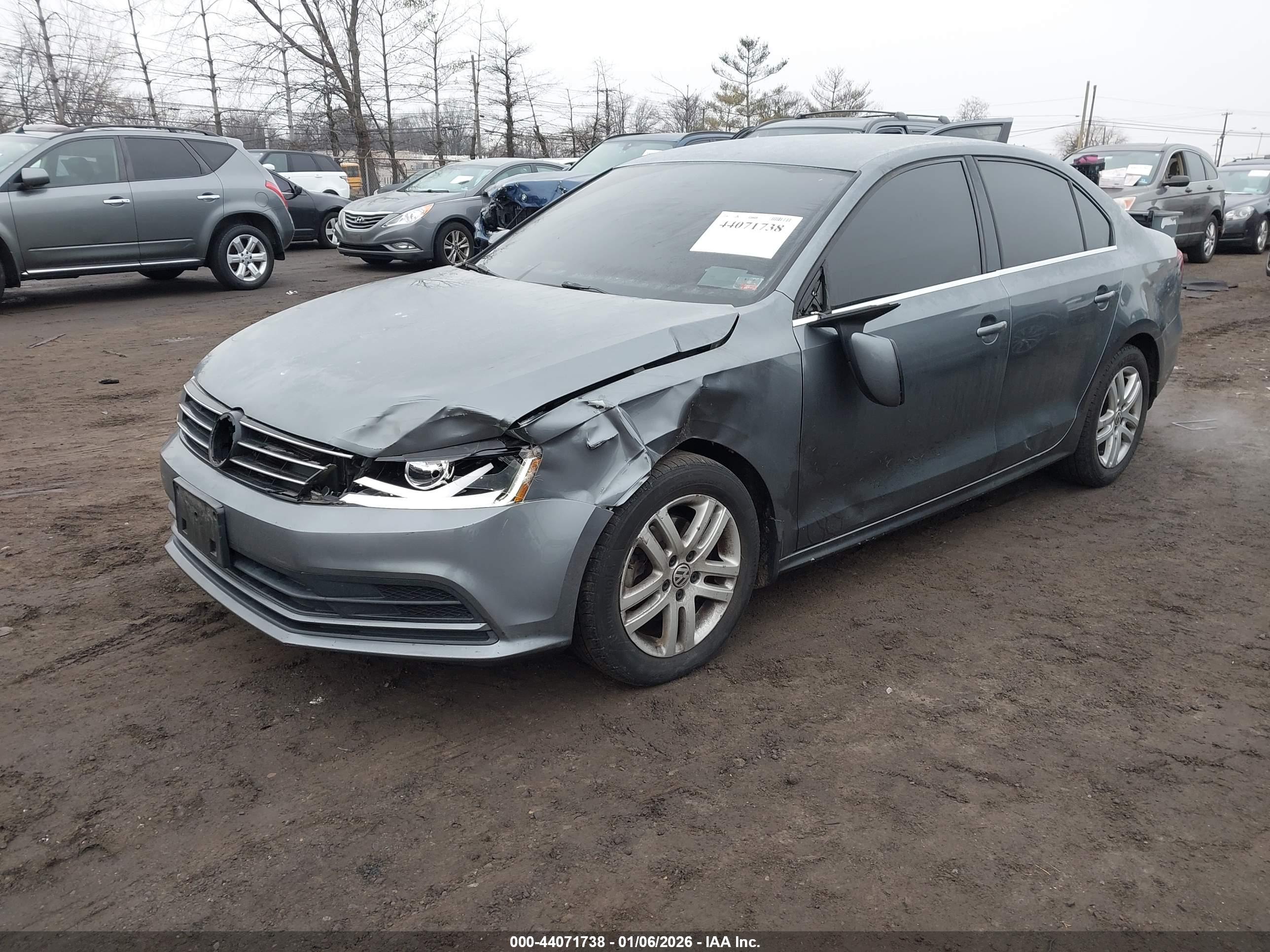 VOLKSWAGEN JETTA image 2