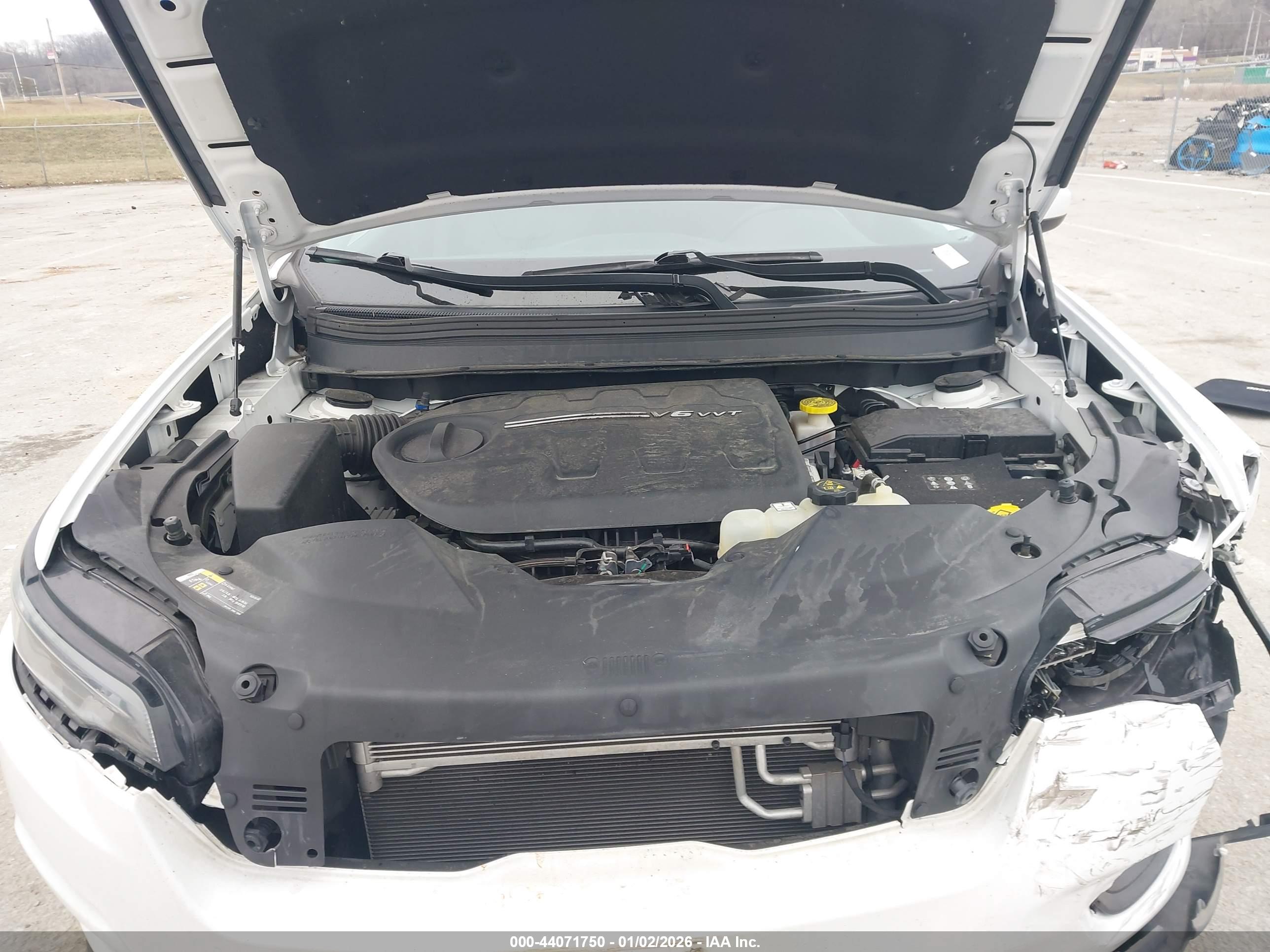JEEP CHEROKEE image 10