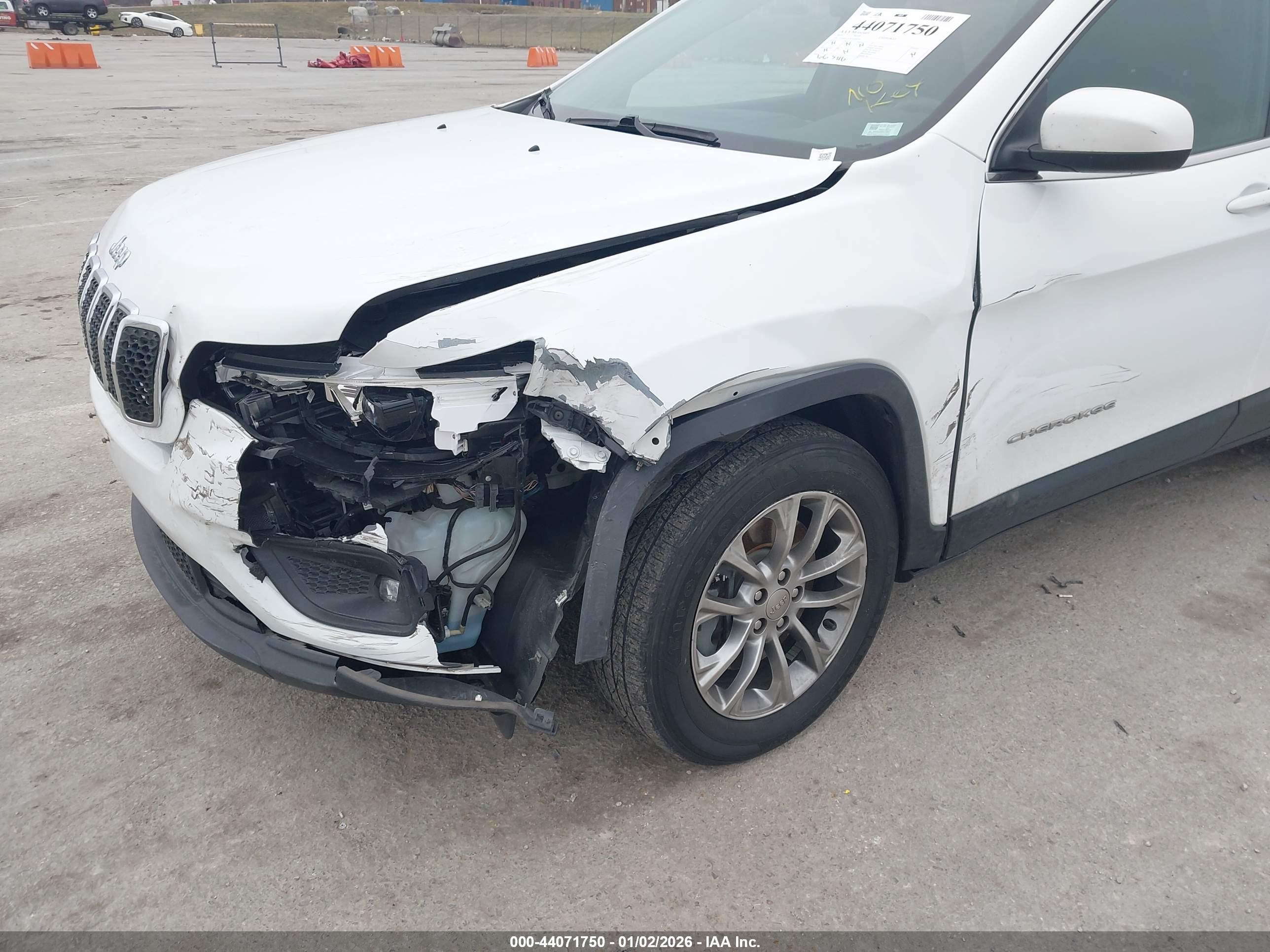 JEEP CHEROKEE image 6