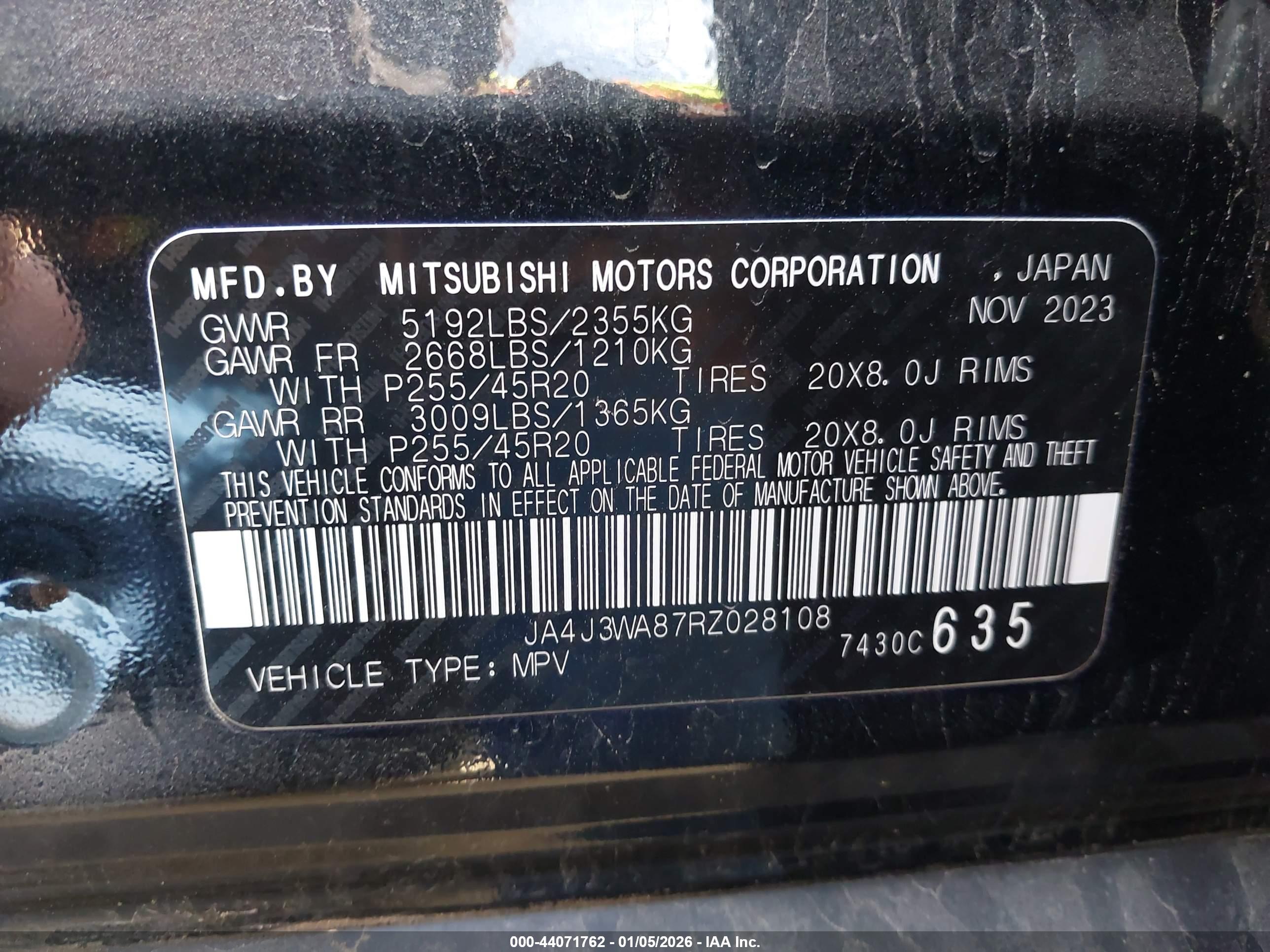 MITSUBISHI OUTLANDER image 9