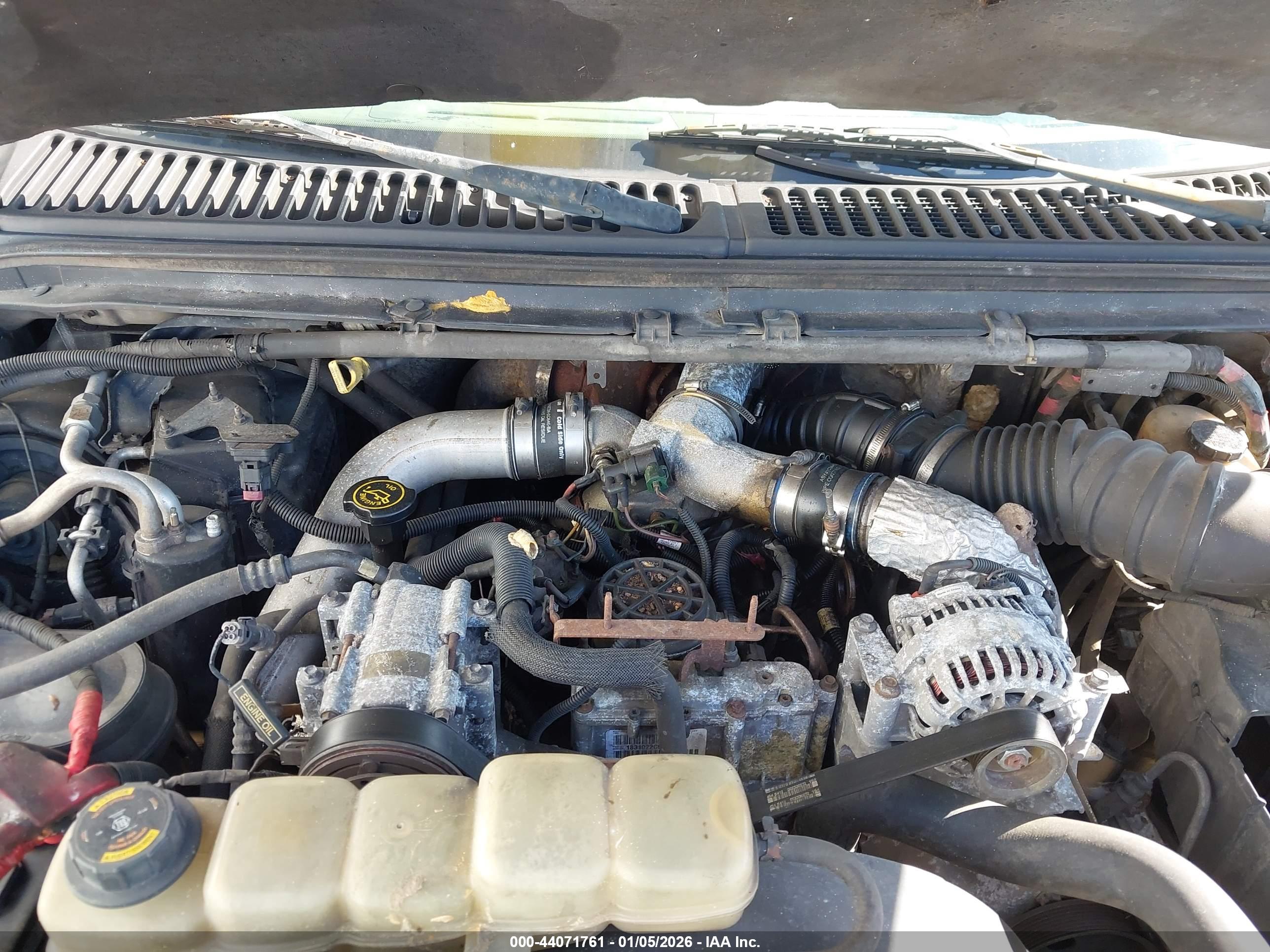 FORD F-550 image 10