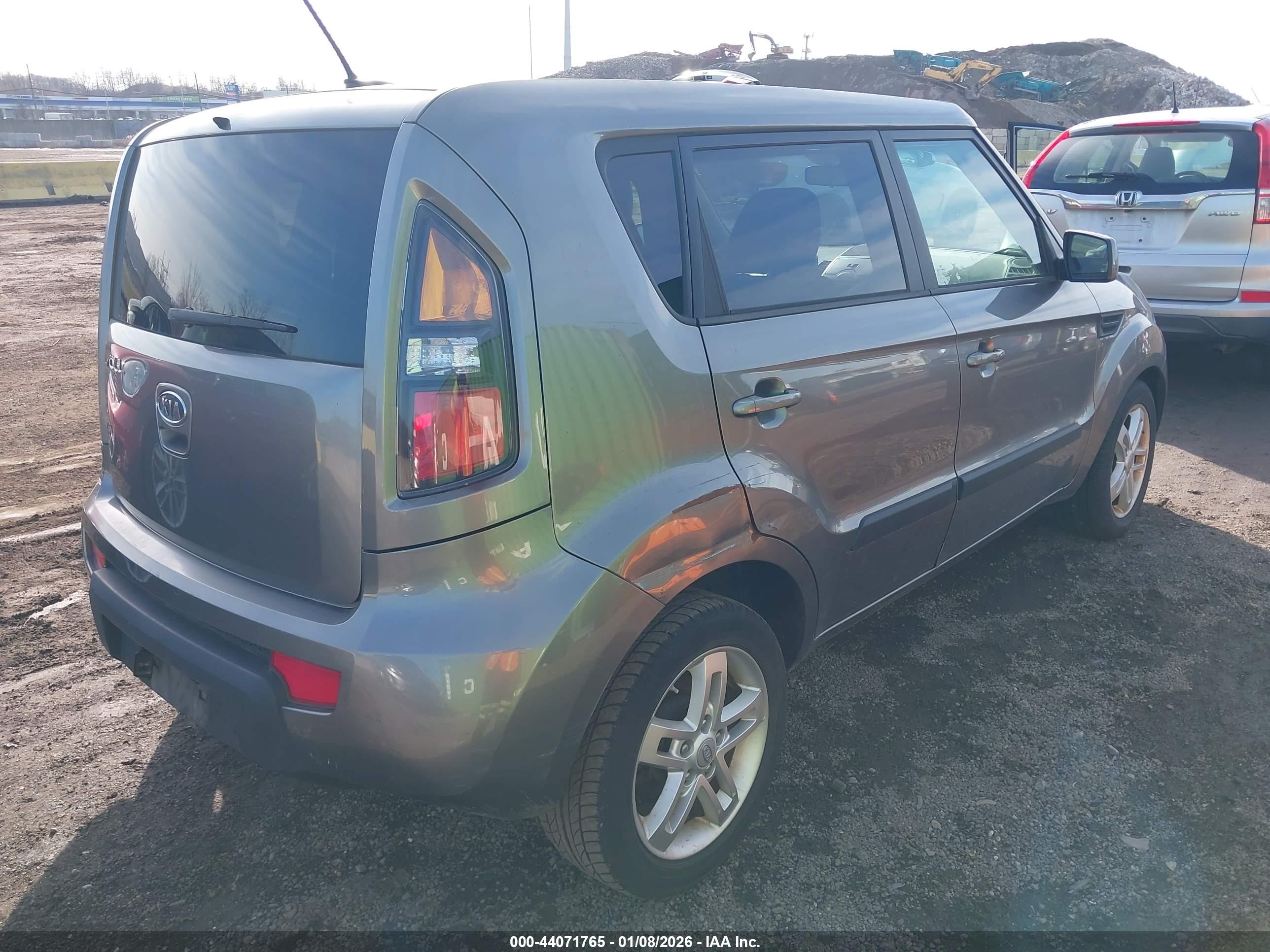 KIA SOUL image 4