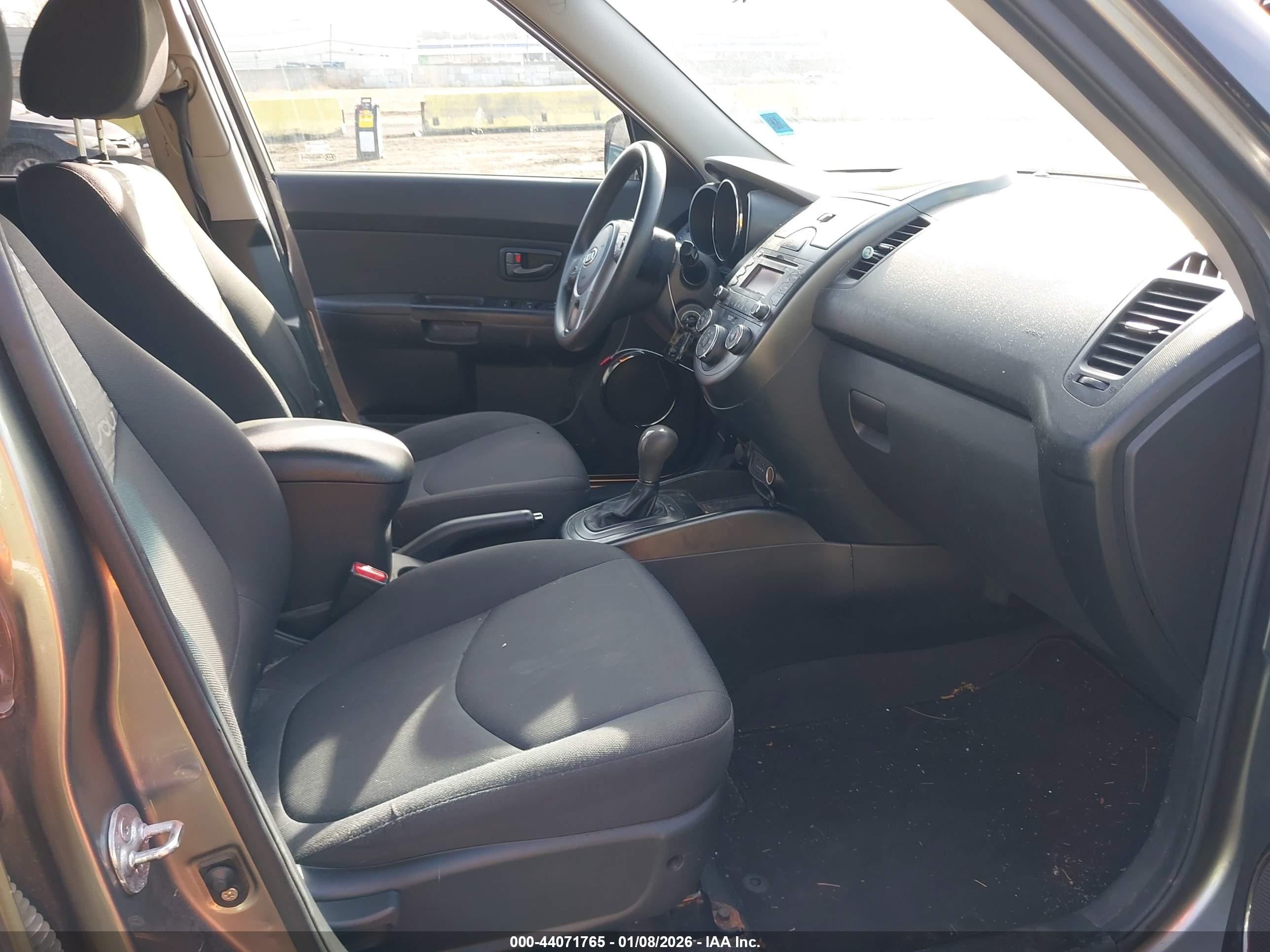 KIA SOUL image 5