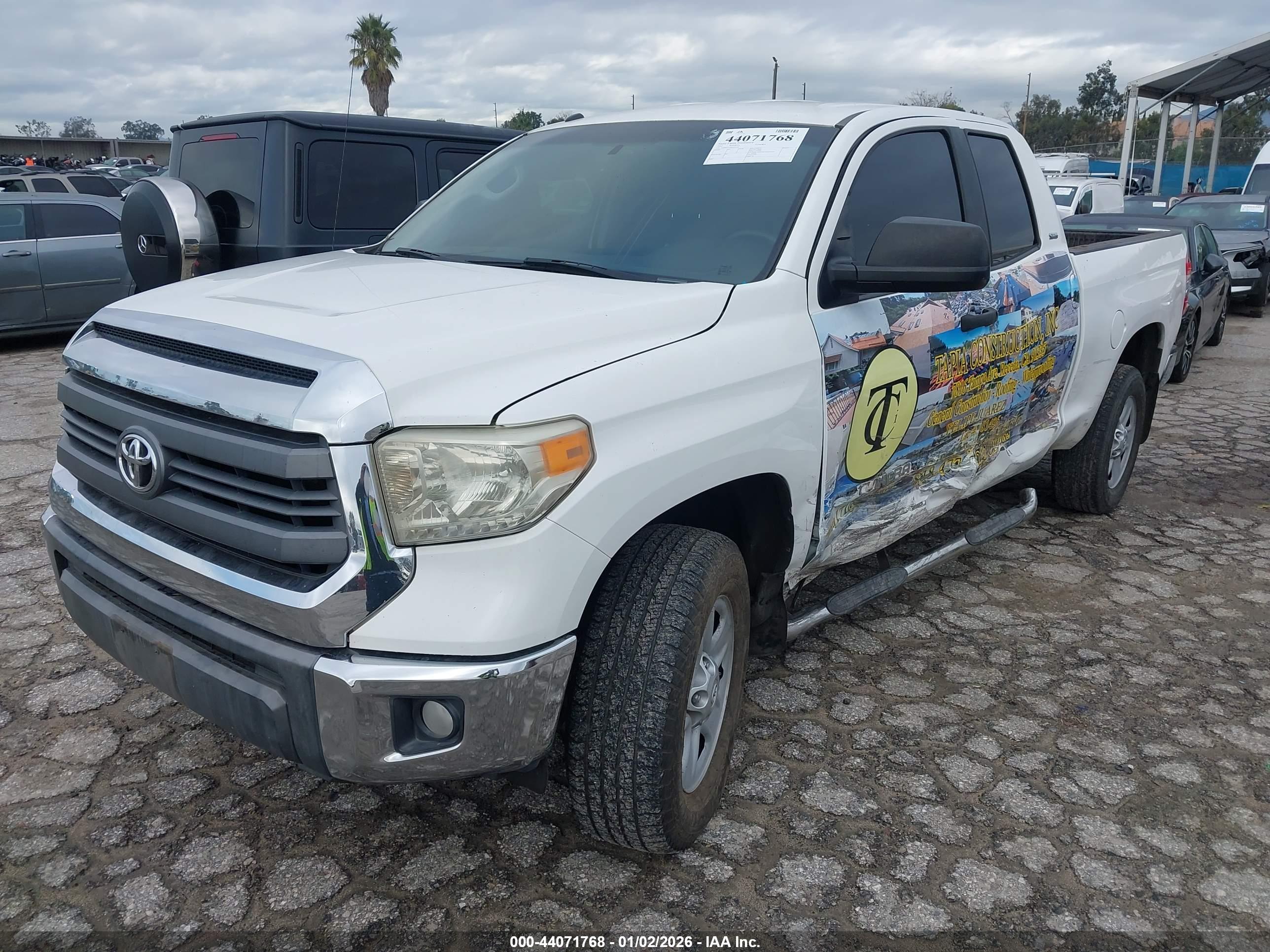 TOYOTA TUNDRA image 2