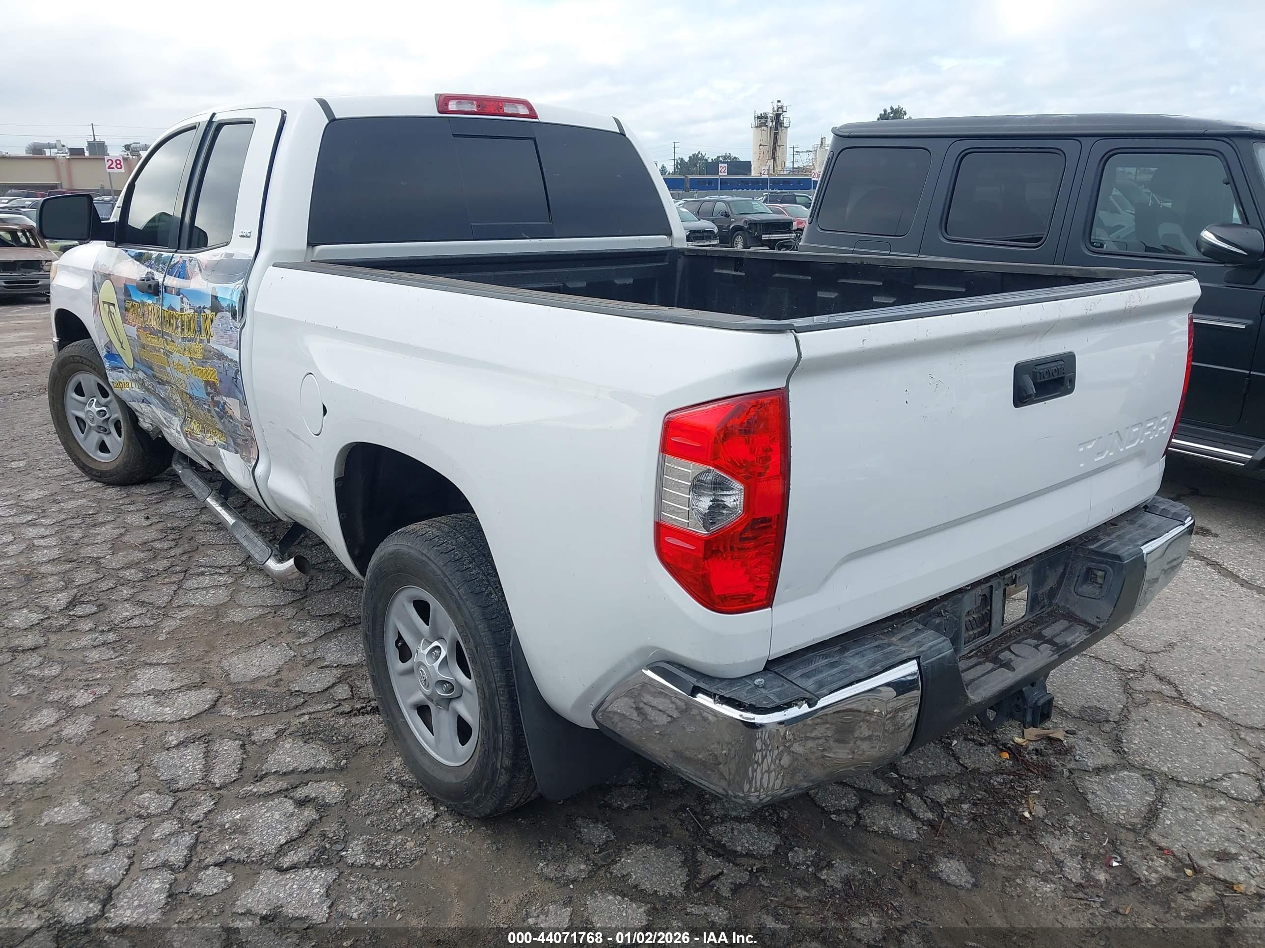 TOYOTA TUNDRA image 3