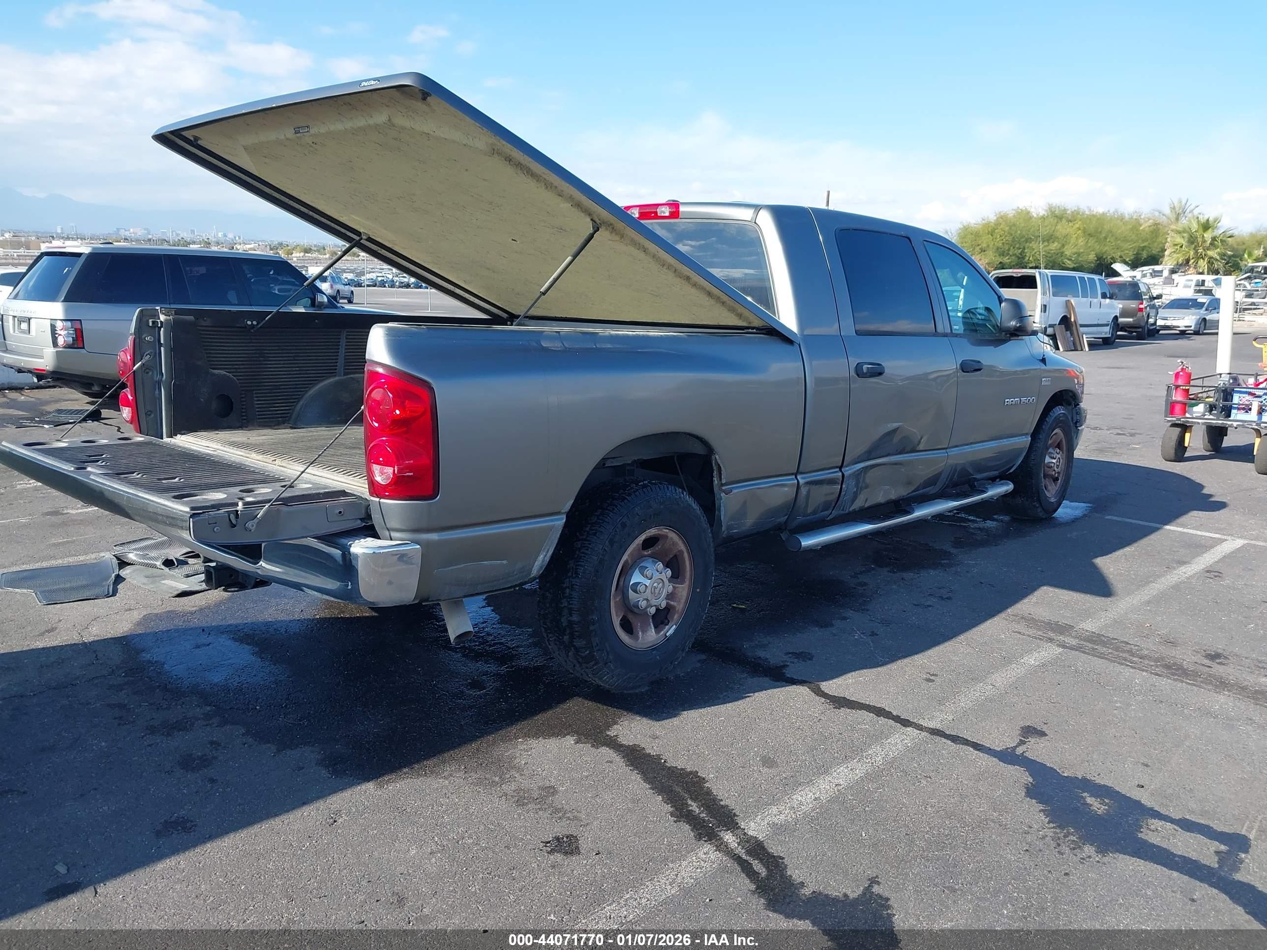 DODGE RAM image 4